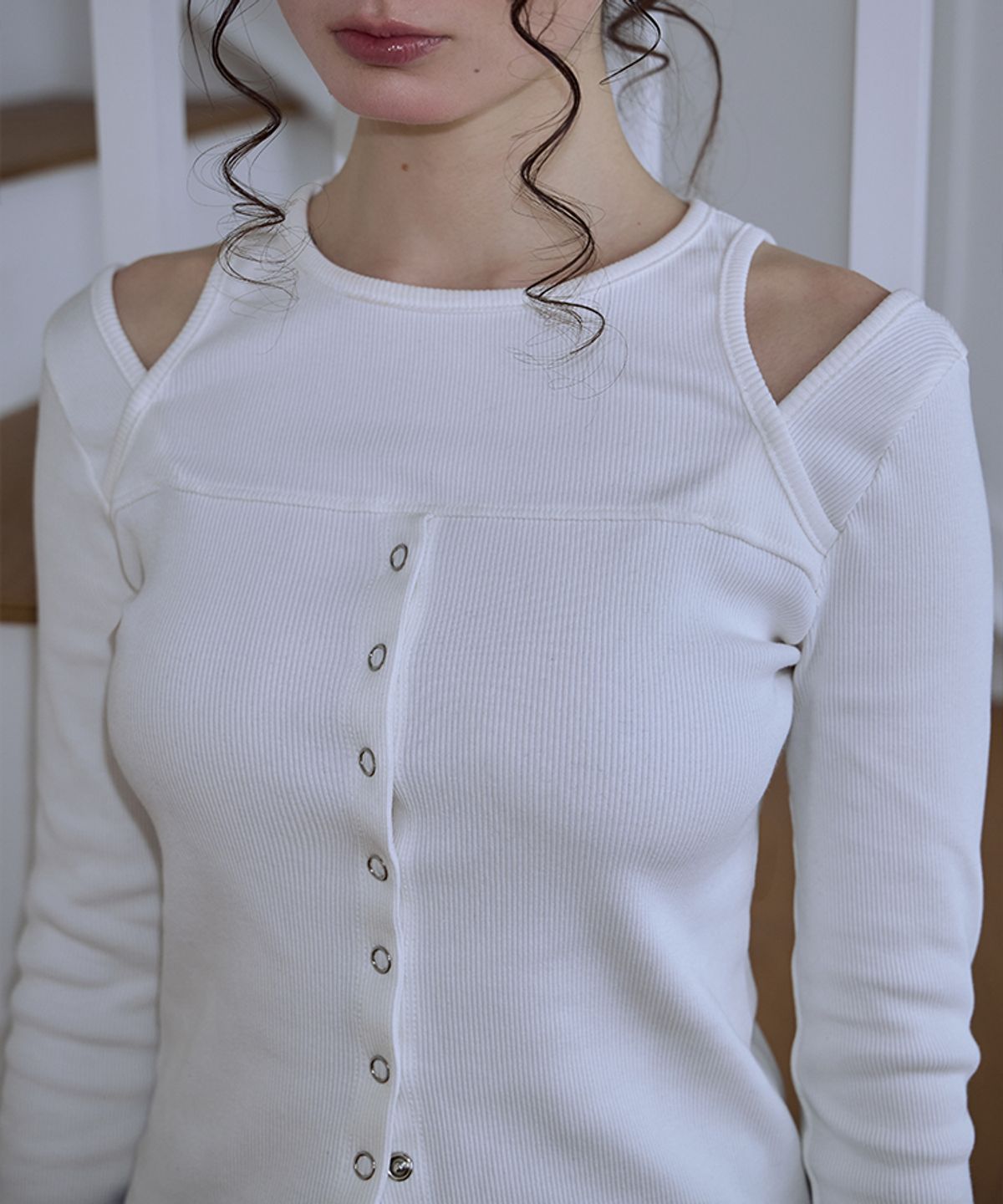 로제프란츠(ROSEFRANTZ) Cut Out Eyelet Long Sleeve [Ivory]