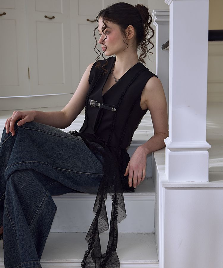 MUSINSA公式 | ROSÉ FRANTZ Lace Belt Vest [Black]