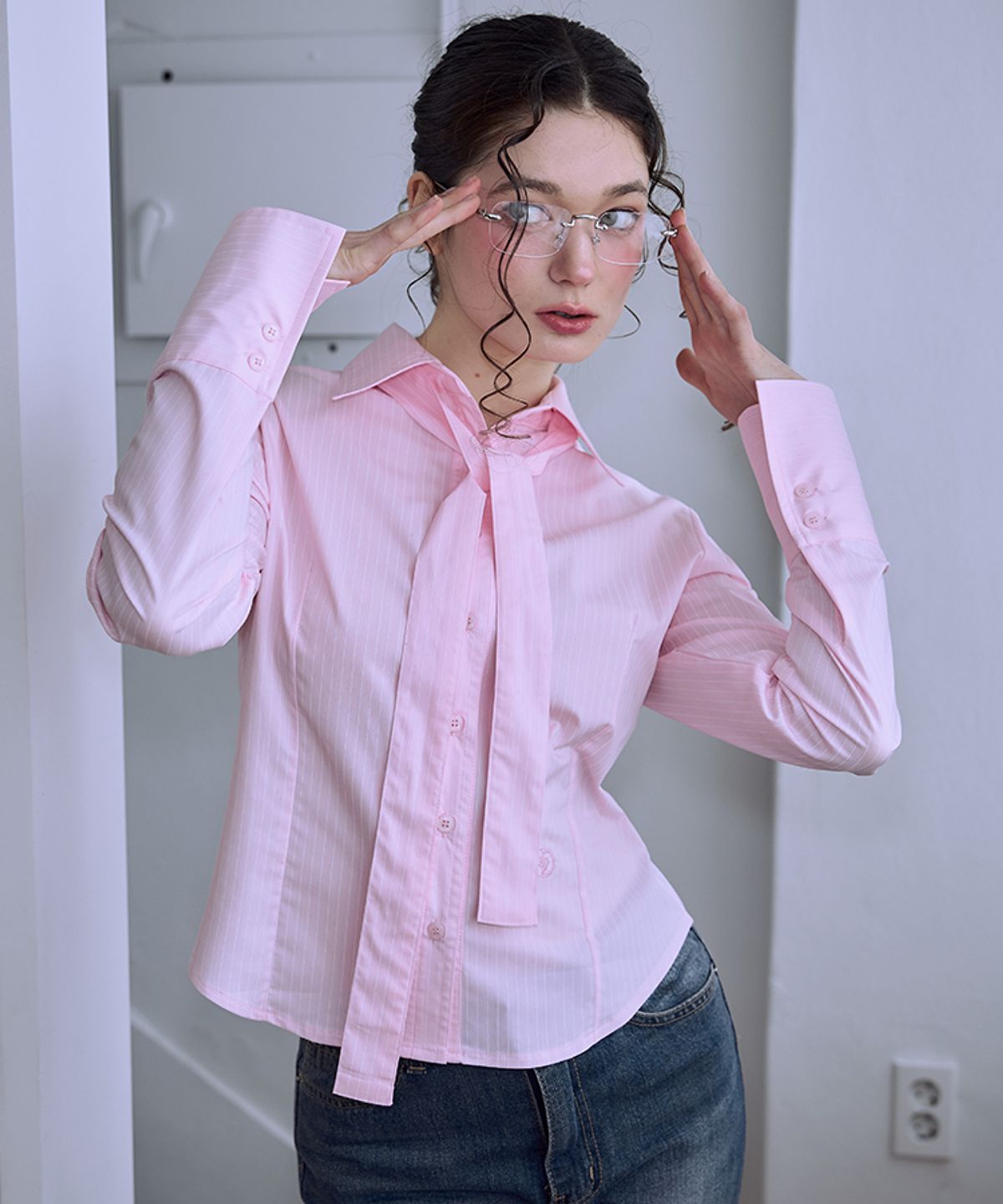 로제프란츠(ROSEFRANTZ) Stripe Tie Shirt [Pink]
