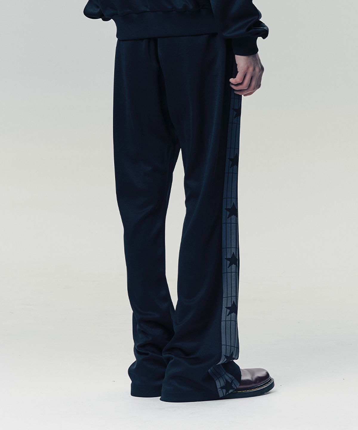 이스트쿤스트(ISTKUNST) IK TRACK JERSEY PANTS_BLACK(IK2FSMPA10A)
