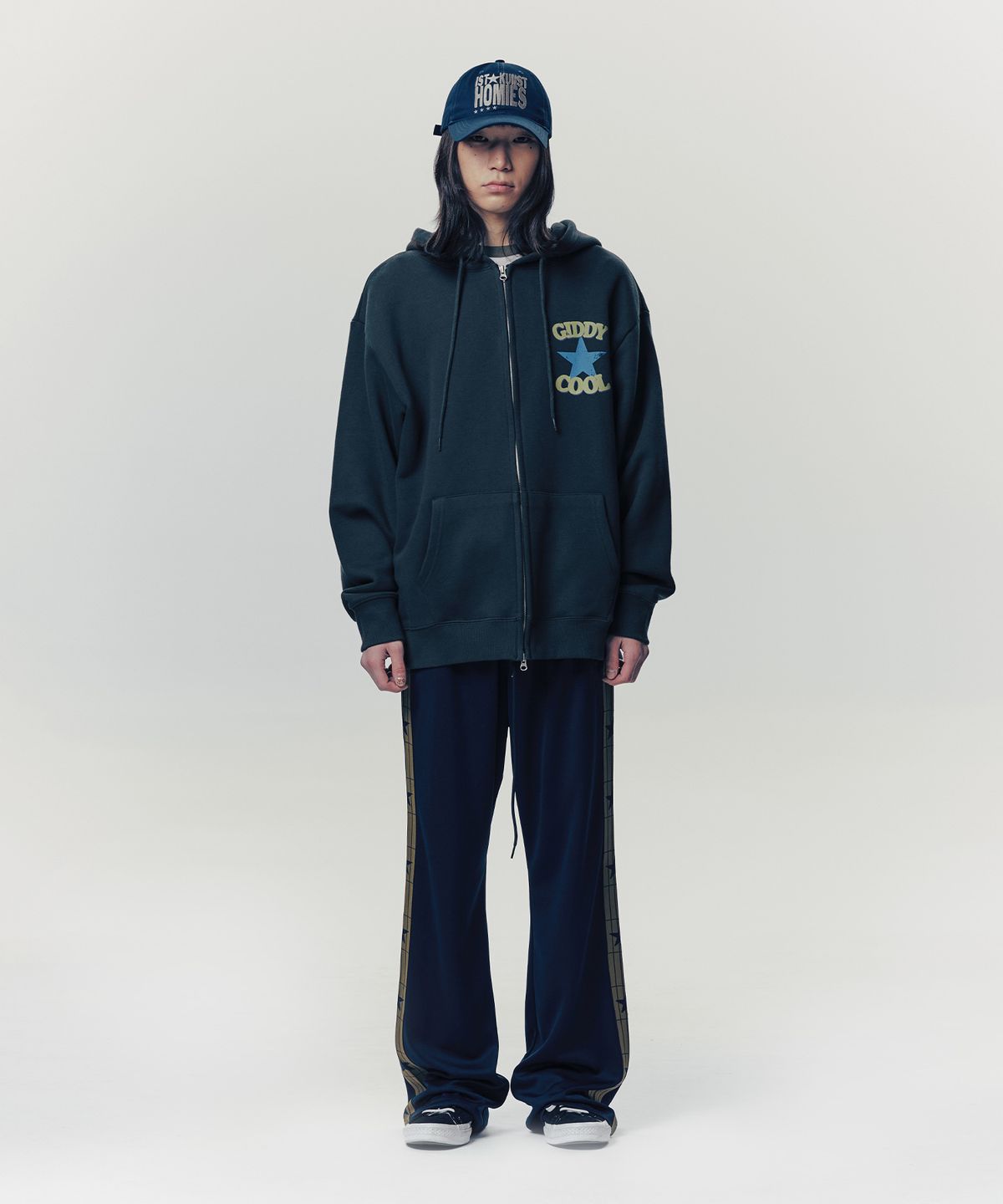 이스트쿤스트(ISTKUNST) G&C HOOD ZIP UP_CHARCOAL(IK2FSMM482A)