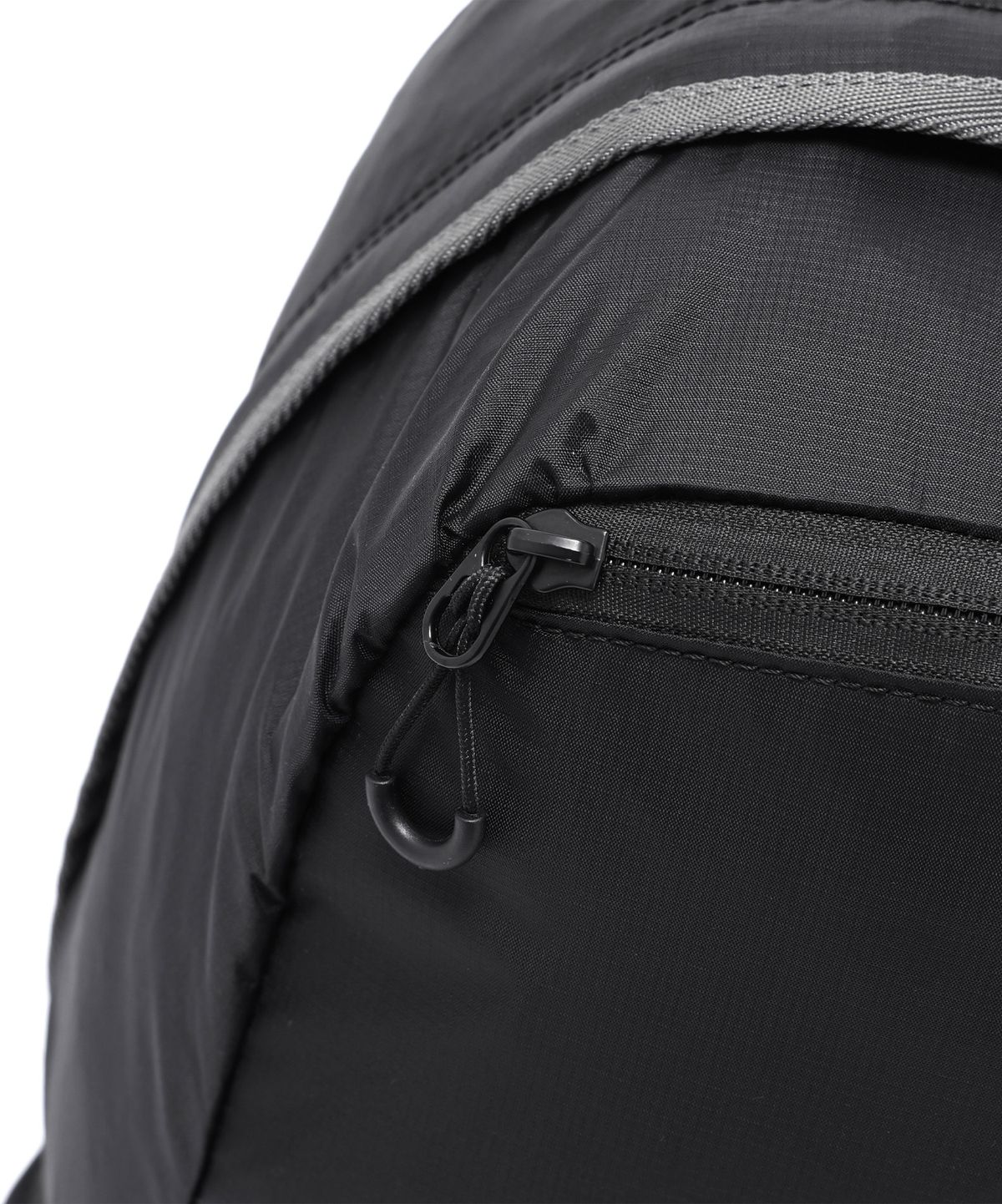 이스트쿤스트(ISTKUNST) IK DAYPACK_BLACK(IK2FSMAB40A)