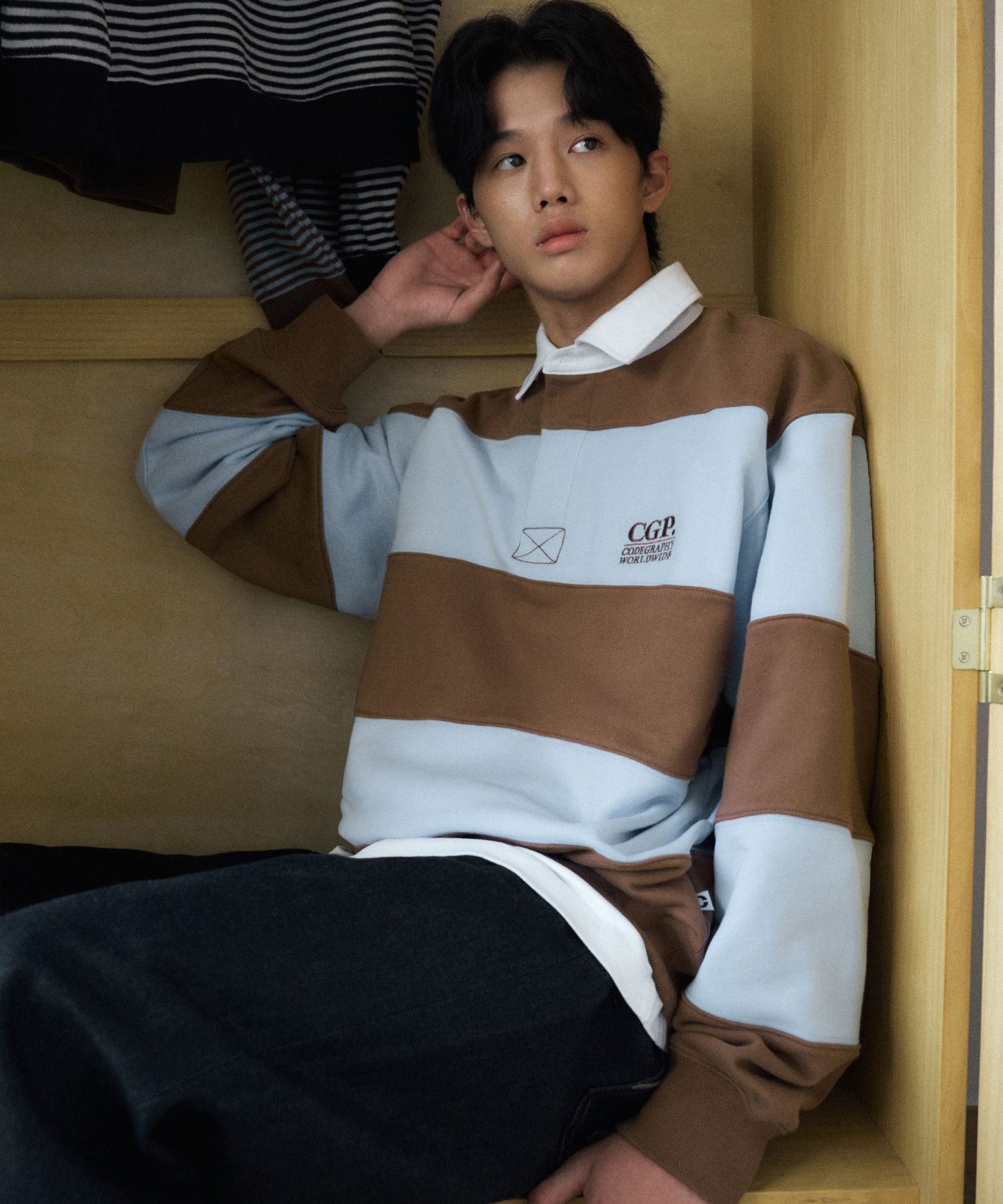 ●CODEGRAPHY●CGP SMALL SQUARE LOGO RUGBY SWEATSHIRT 男女 MUSINSA | Codegraphy CGP Small Square Logo Stripe Rugby Man