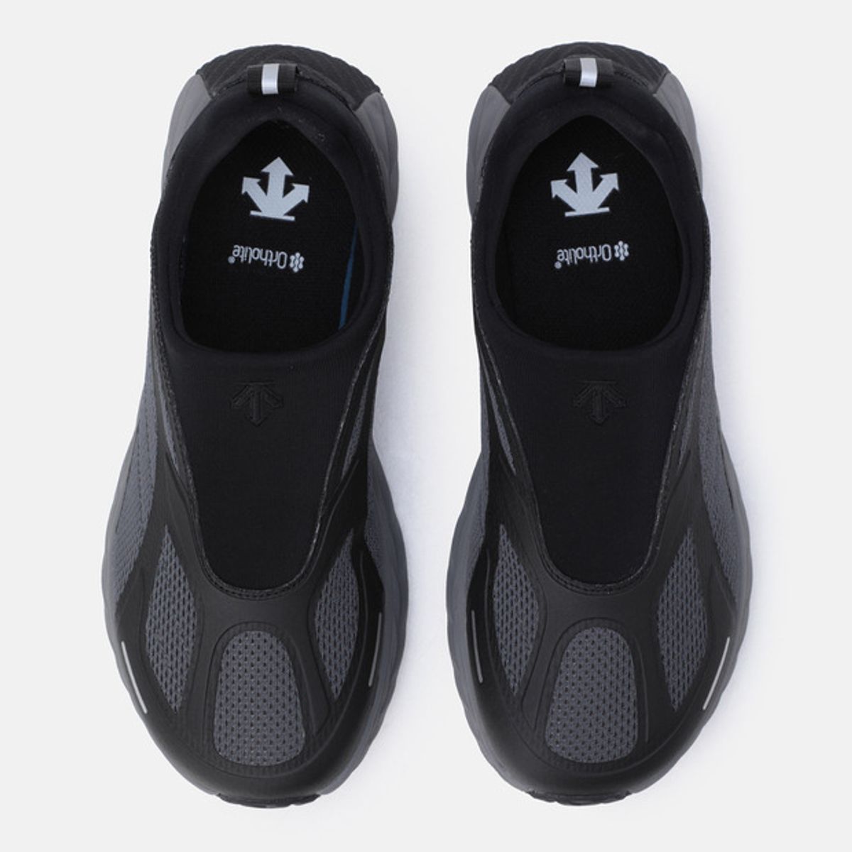 데상트(DESCENTE) 터레인디 슬립온 블랙(SQ123LCR31)