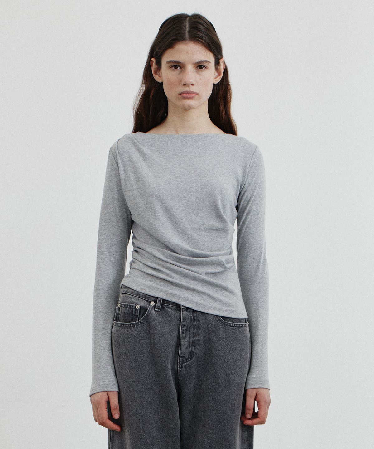 노티아(NOTIA) UNBALANCE DRAPE T-SHIRT - GRAY