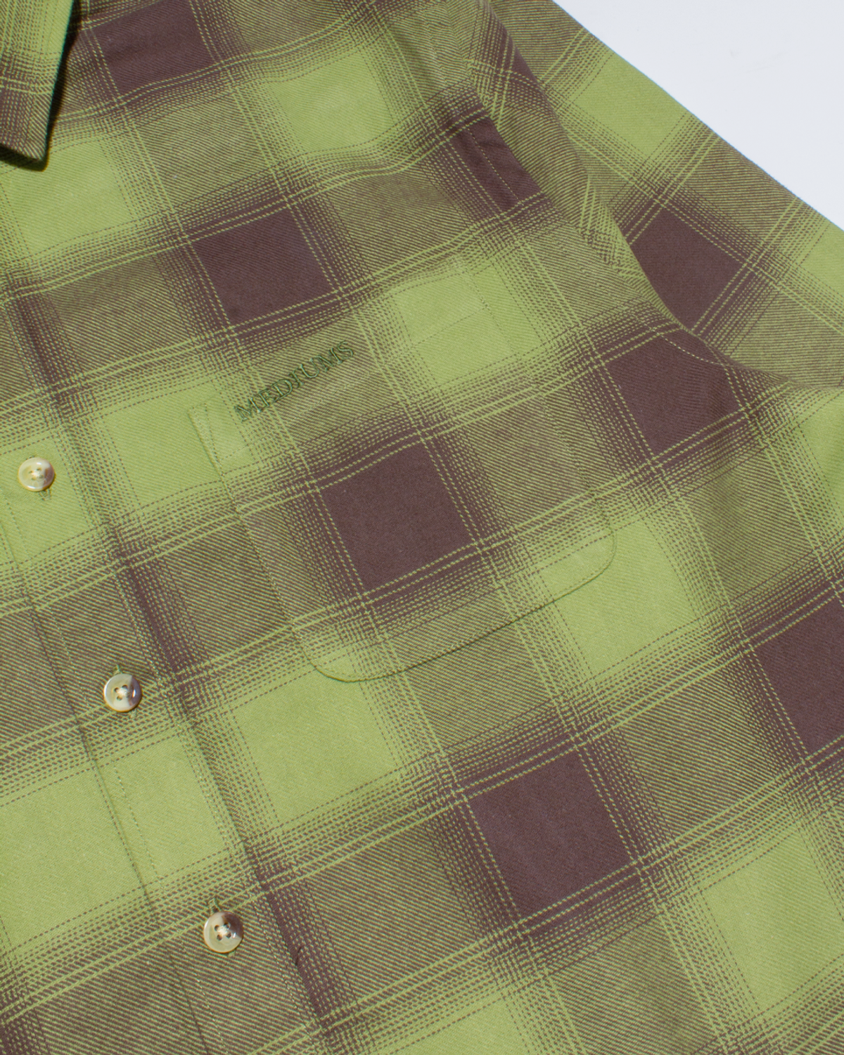 미디엄스(MEDIUMS) Slant Pocket Flannel Shirt (사선 포켓 플라넬 셔츠)