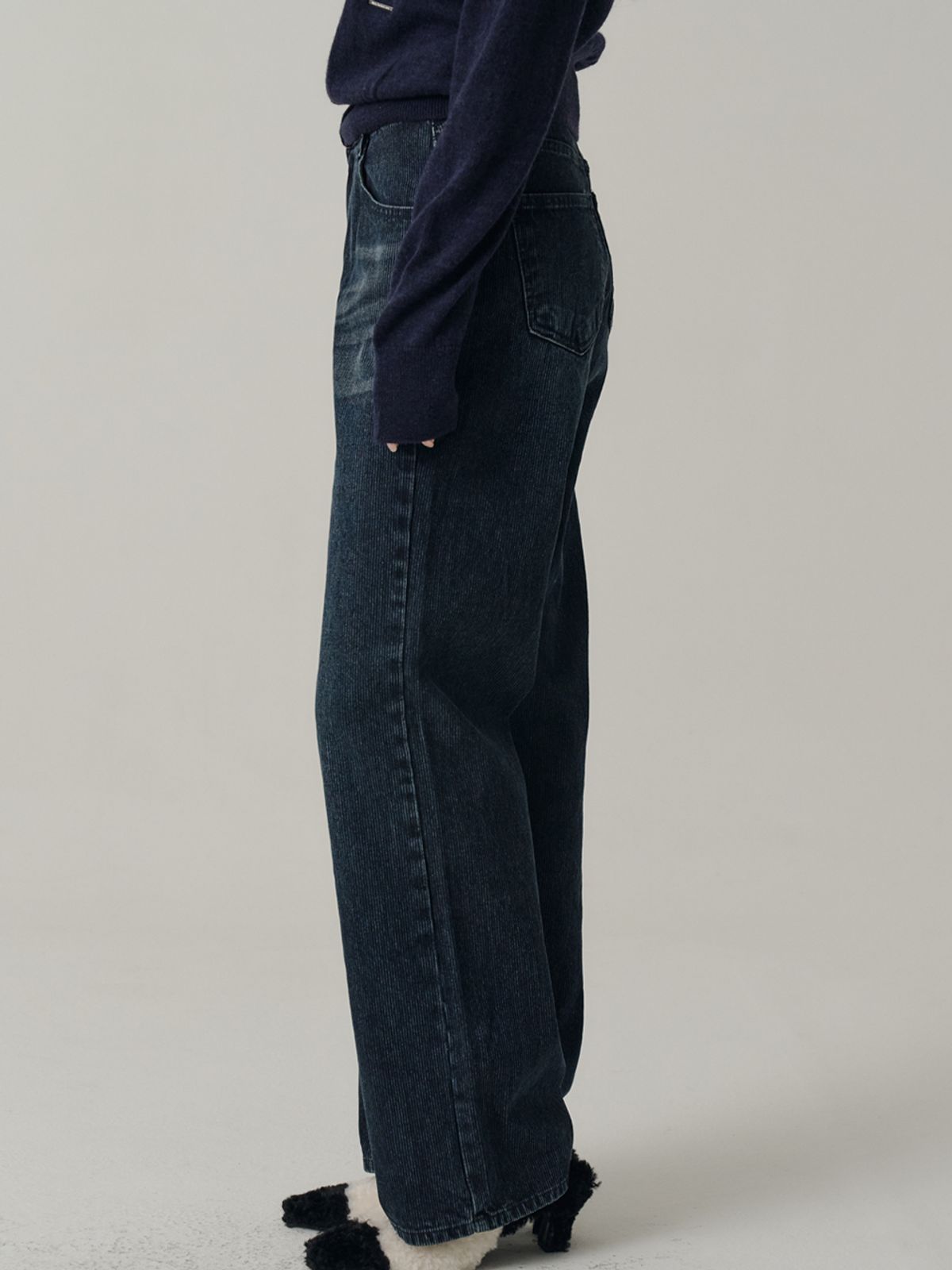 쏘리, 투 머치 러브(SORRY, TOO MUCH LOVE) 804 Corduroy Denim Pants_Blue