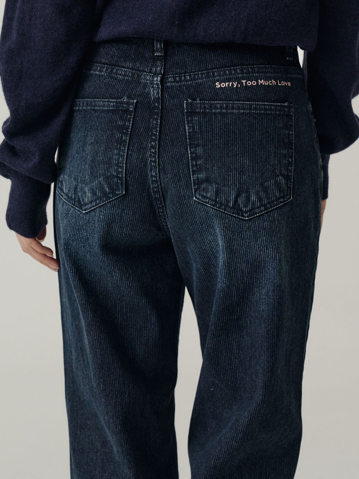 쏘리, 투 머치 러브(SORRY, TOO MUCH LOVE) 804 Corduroy Denim Pants_Blue