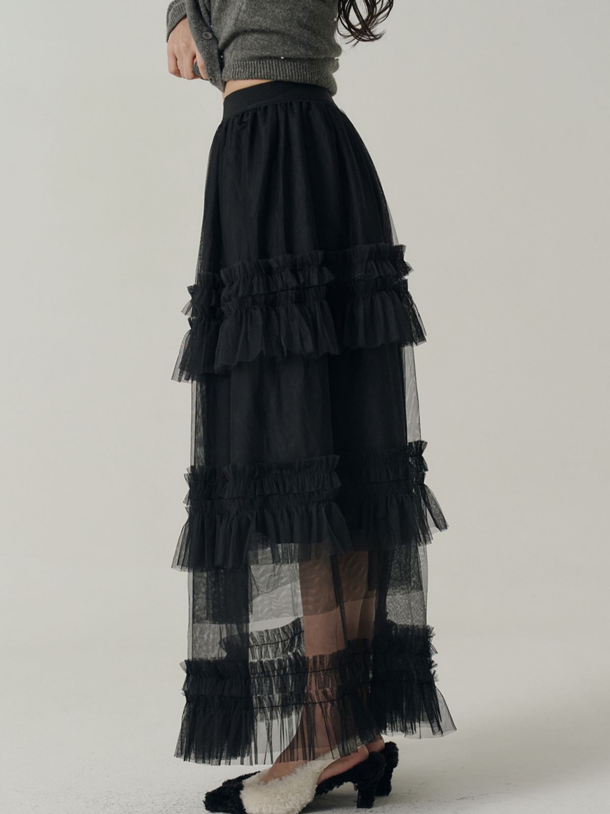쏘리, 투 머치 러브(SORRY, TOO MUCH LOVE) Petricia Layered Sha Frill Long Skirt_Black