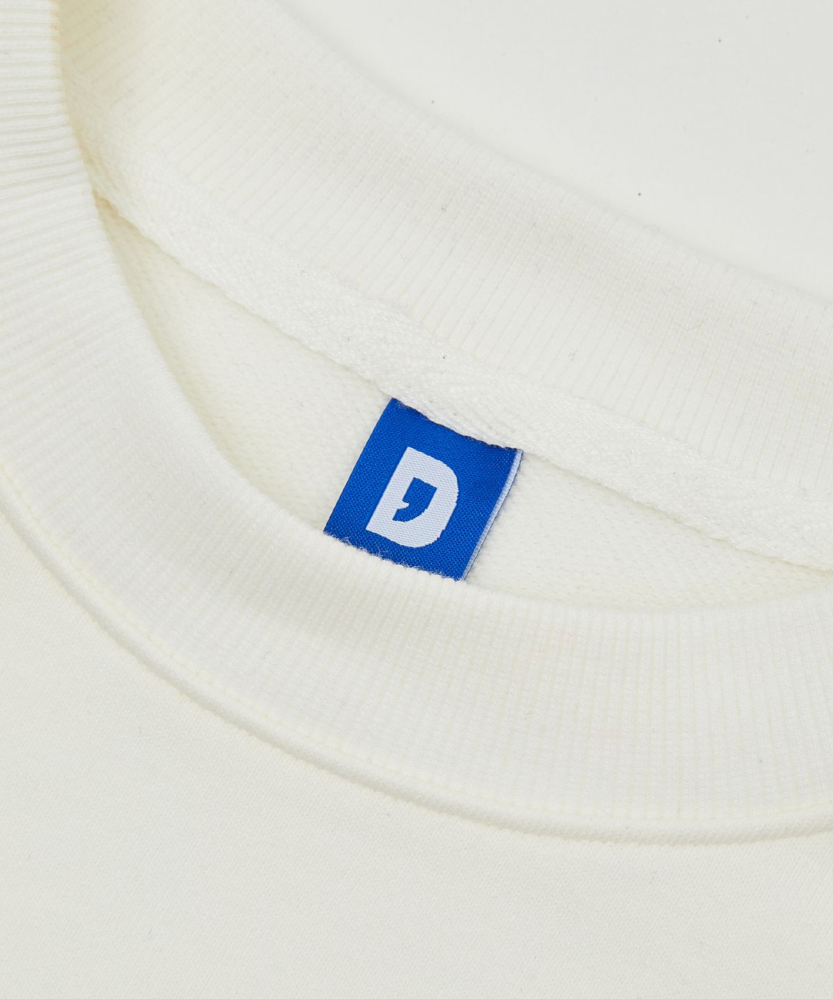 댄꼼마(DANCOMMA) 명탐정 코난 남도일 흐려진 단서 스웨트셔츠