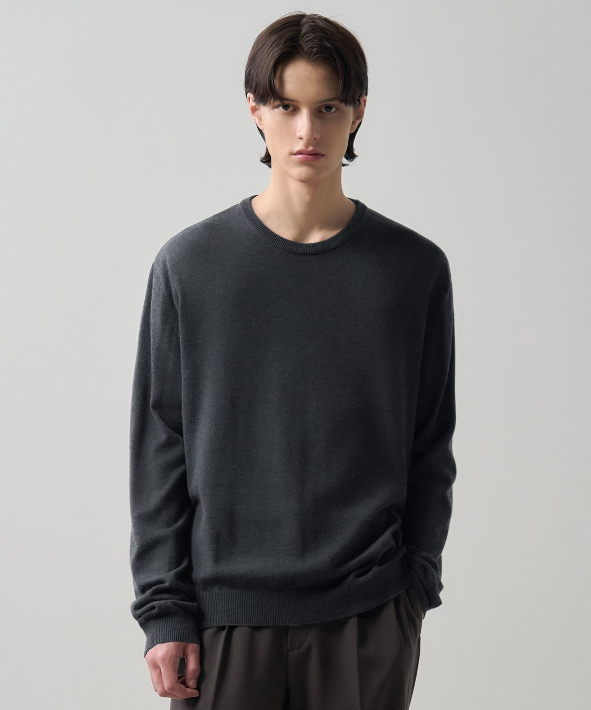 드로우핏(DRAW FIT) 실크 라운드 풀오버 니트 [BLACK]