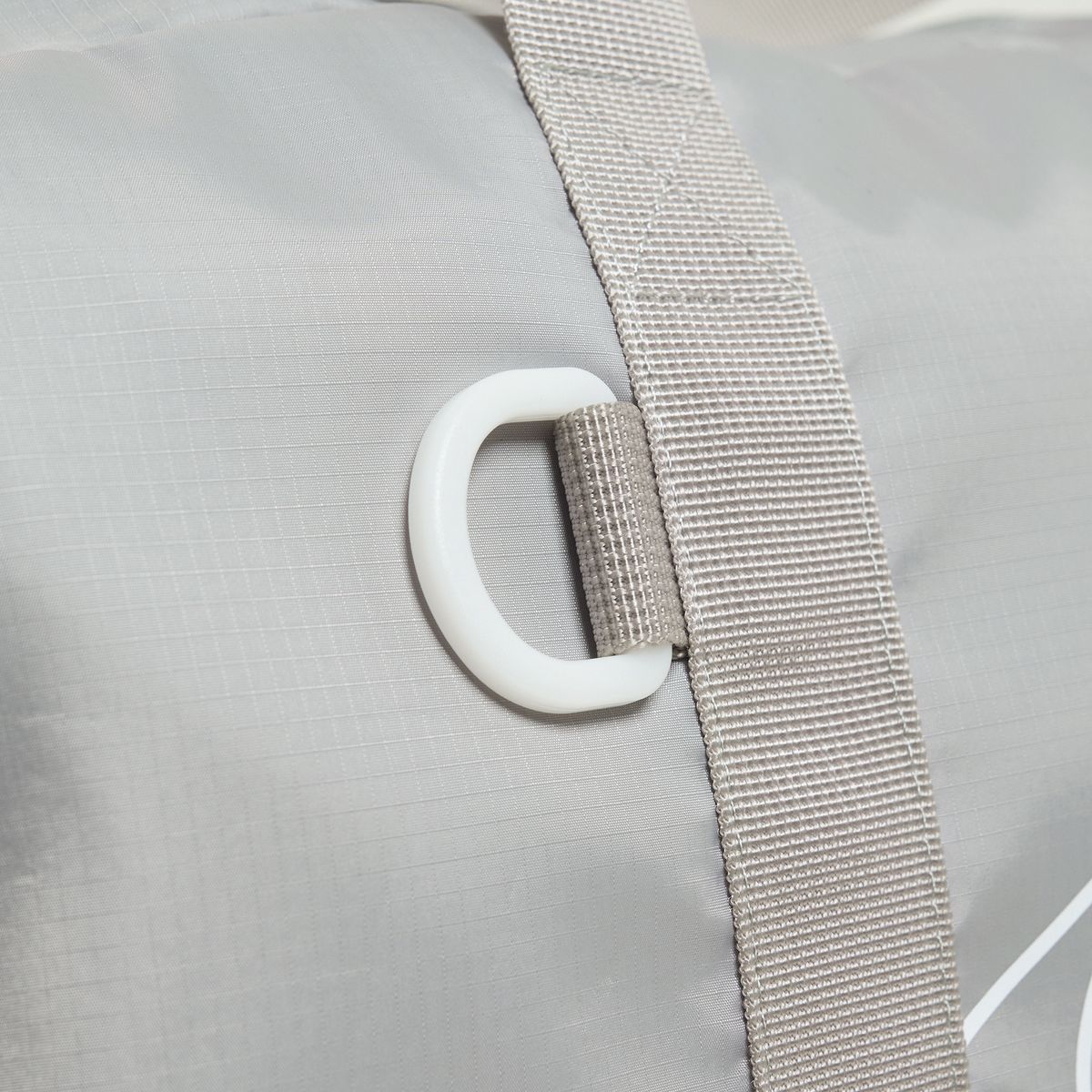 미즈노(MIZUNO) GLOSSY MINI GYM BAG_33YY2510