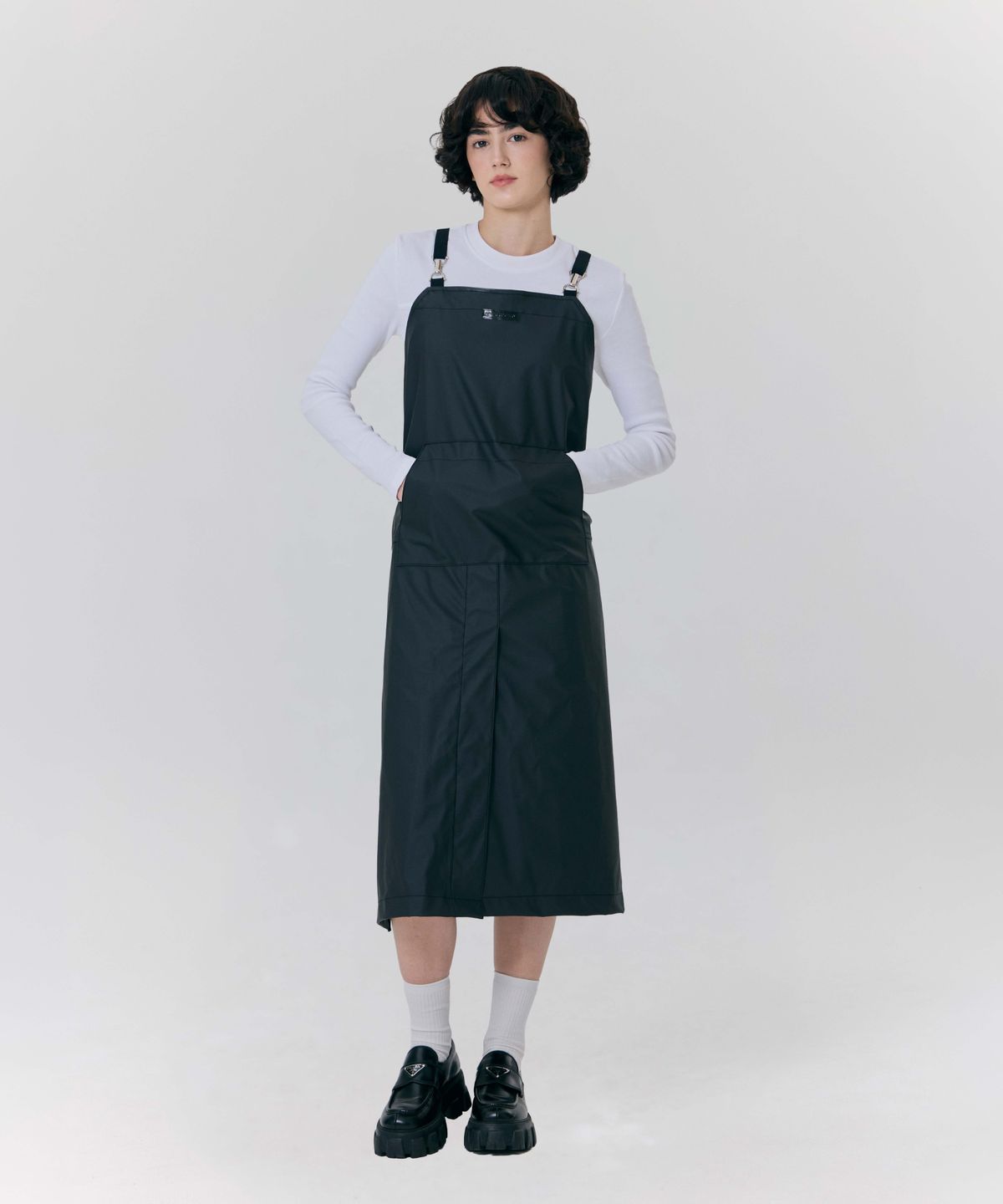 수달컴퍼니(SOODALCOMPAMY) 블랙 스모크 레더 앞치마