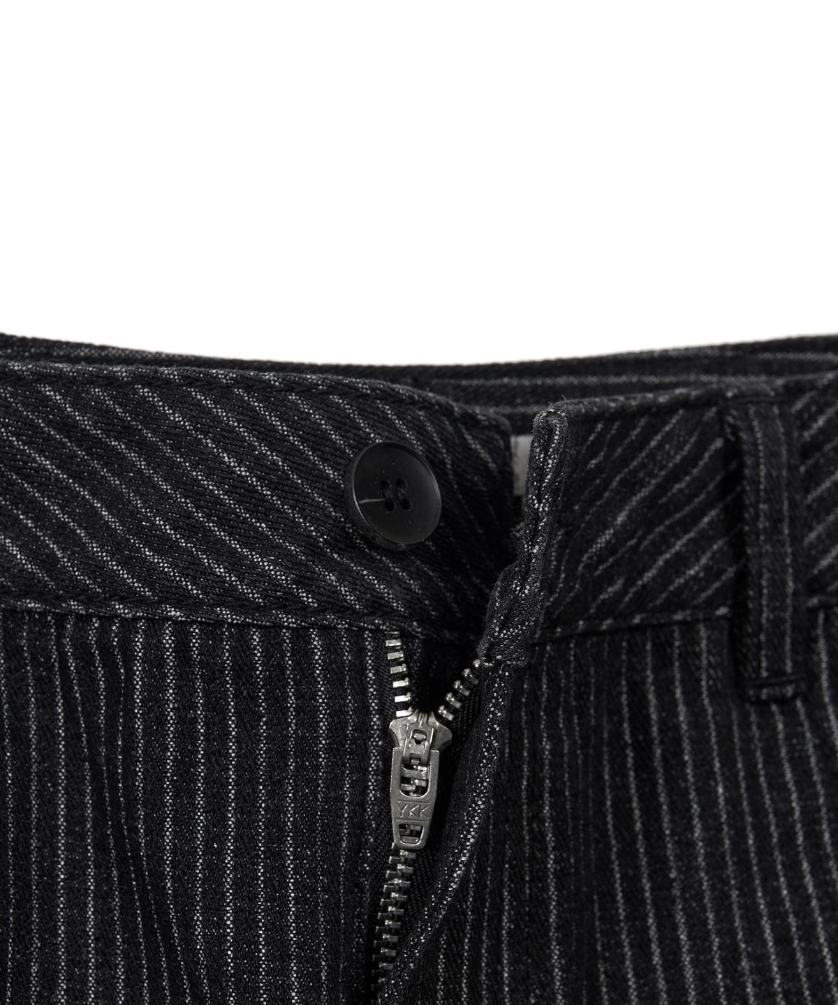 엑스컨테이너(EXCONTAINER) 핀 스트라이프 와이드 데님 팬츠 (BLACK)