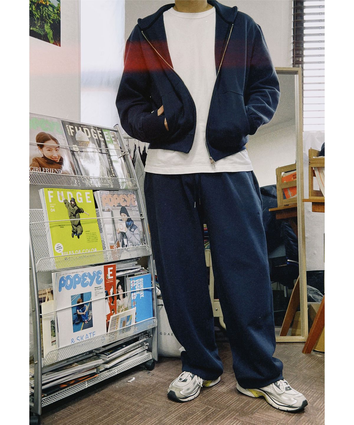 블러프(BLUFF) 와이드 커브드 스웨트 팬츠 [BLUE BLACK]