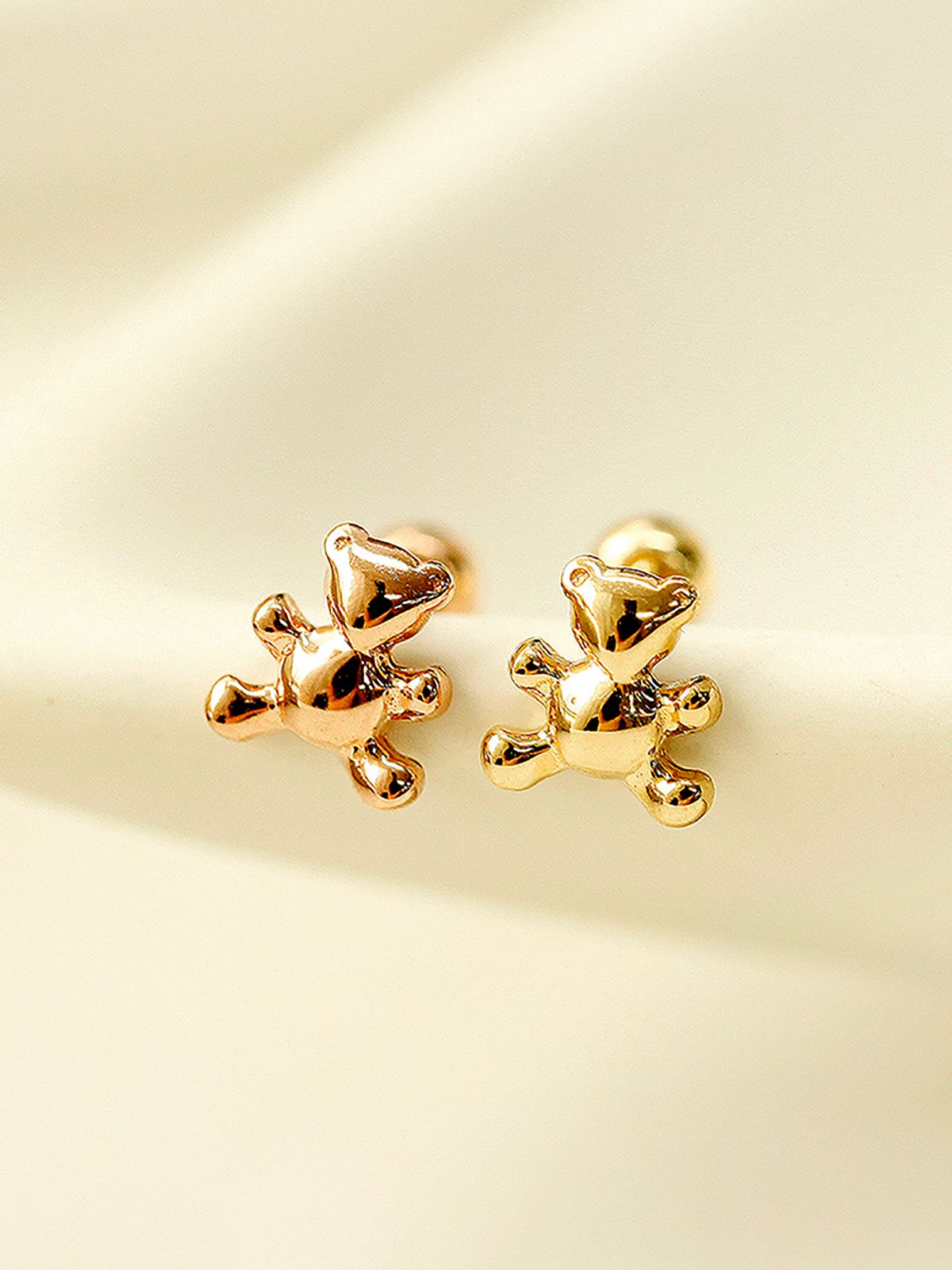 미니멀피어싱(MINIMALPIERCING) 14K 아기 곰돌이 피어싱 귀걸이