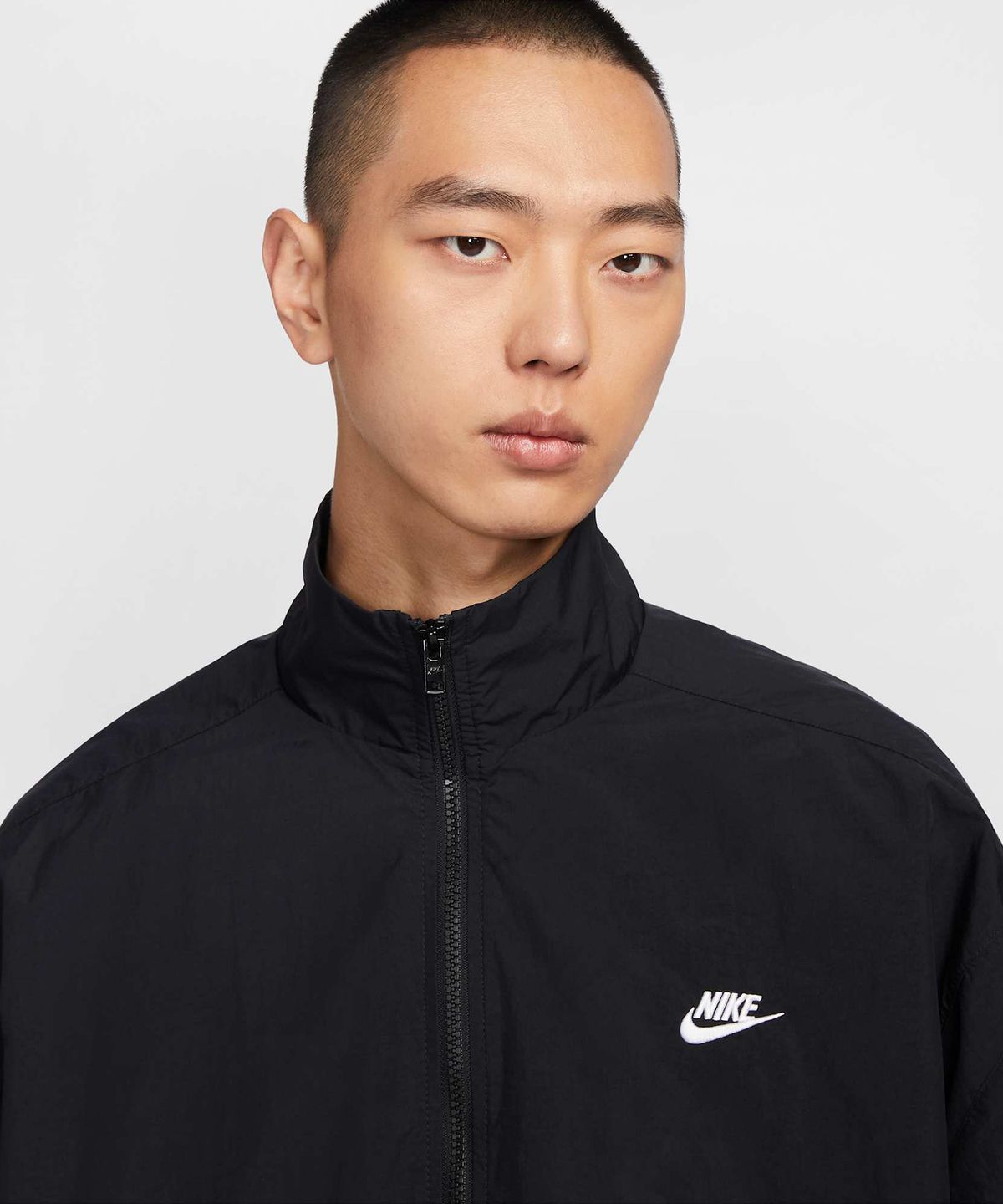 나이키(NIKE) 클럽 오버사이즈 우븐 트랙 재킷 M - 블랙:화이트 / HQ6110-010