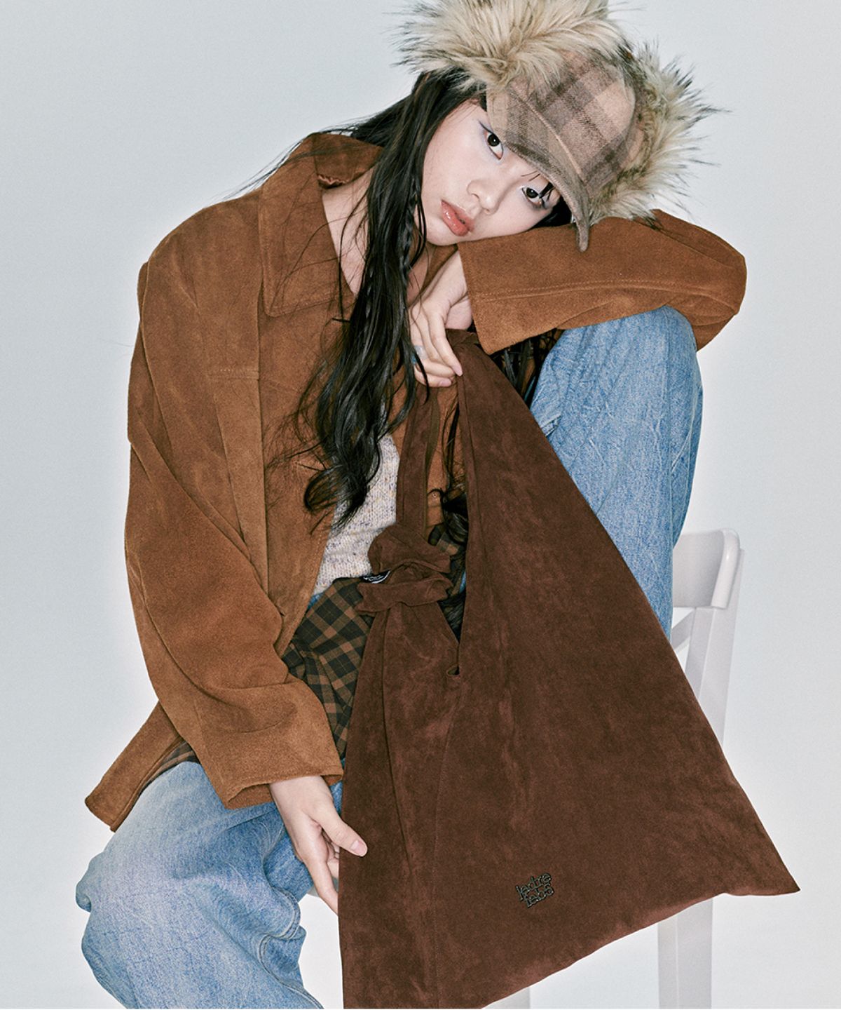 제드레페브5(JEDREFEB5) 스크런치 라지 호보백 스웨이드