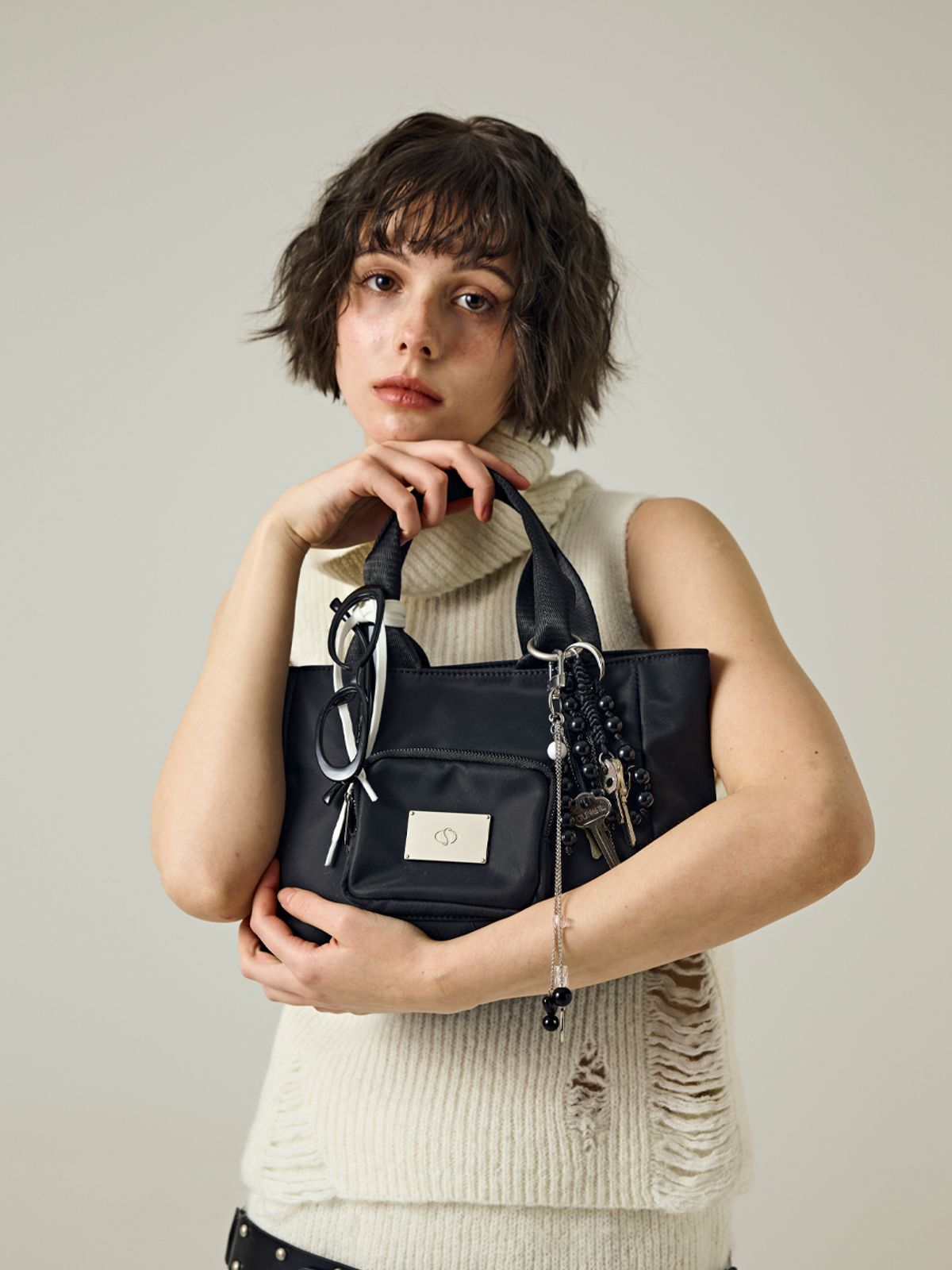 샐볼(SALBOL) SYMBOL NYLON TOTE BAG [BLACK]