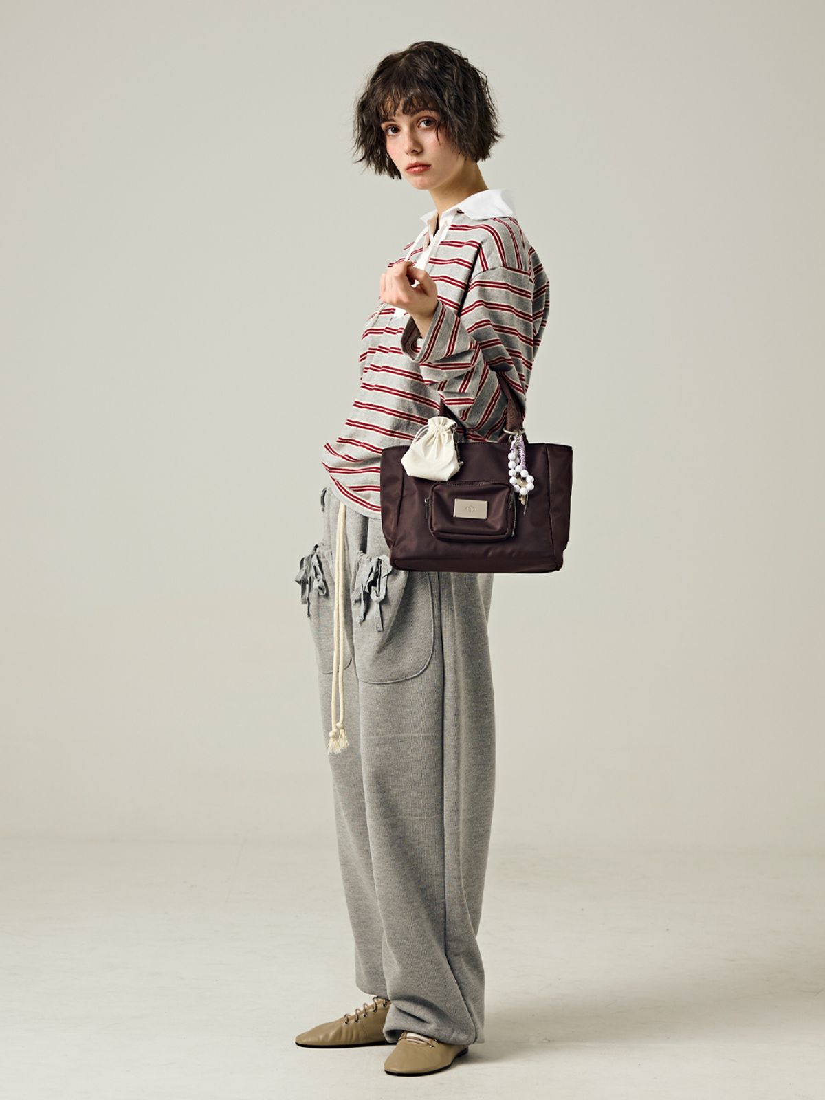 샐볼(SALBOL) SYMBOL NYLON TOTE BAG [BROWN]