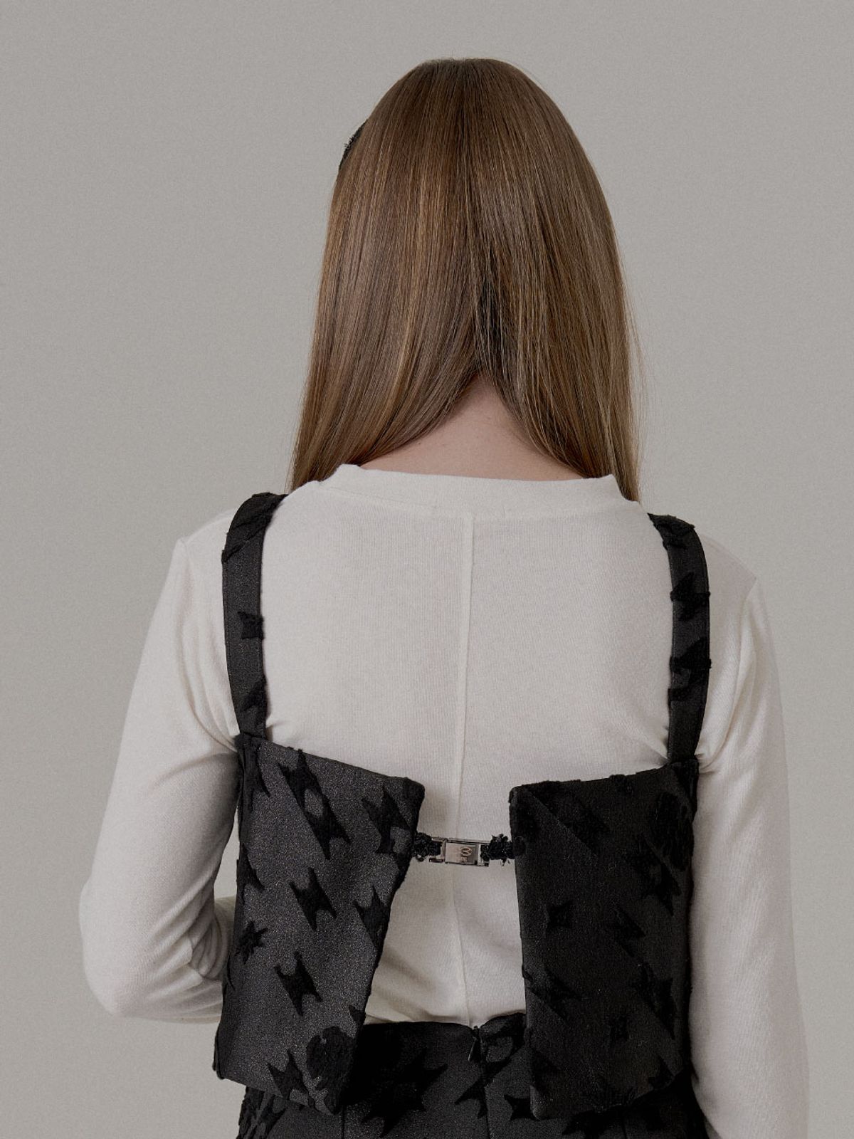 프리앙(FREEANG) 자카드 퍼 뷔스티에 - 블랙