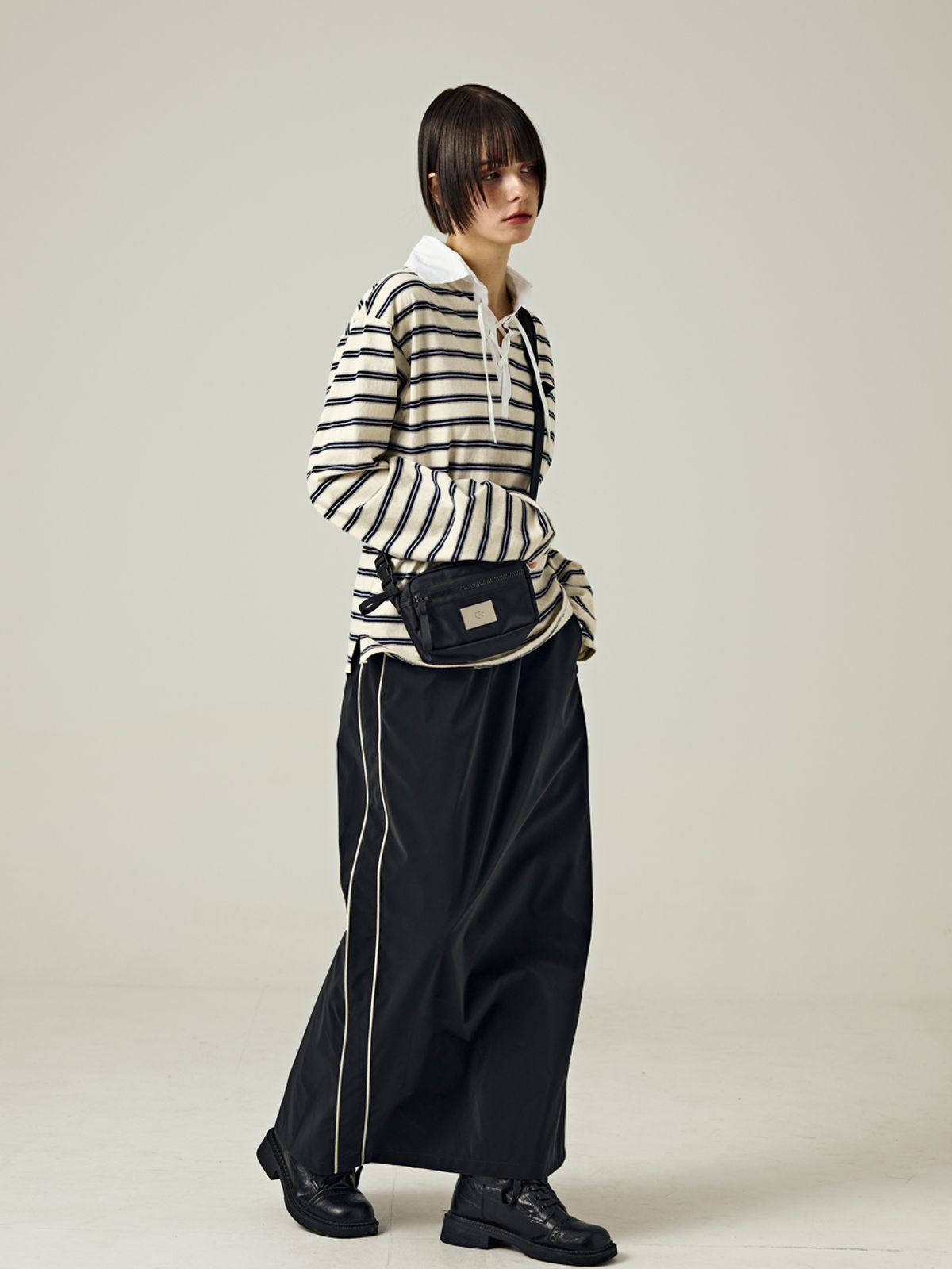 샐볼(SALBOL) SYMBOL NYLON SHAKOSH CROSS BAG [BLACK]