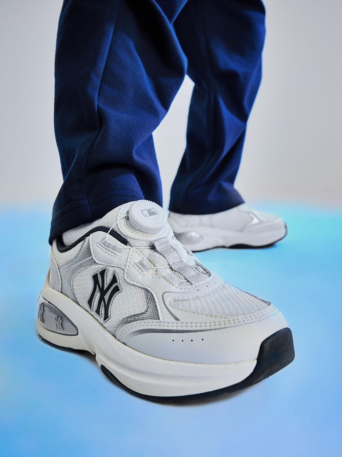 엠엘비 키즈(MLB KIDS) 청키 파이어볼 다이얼 NY (White)