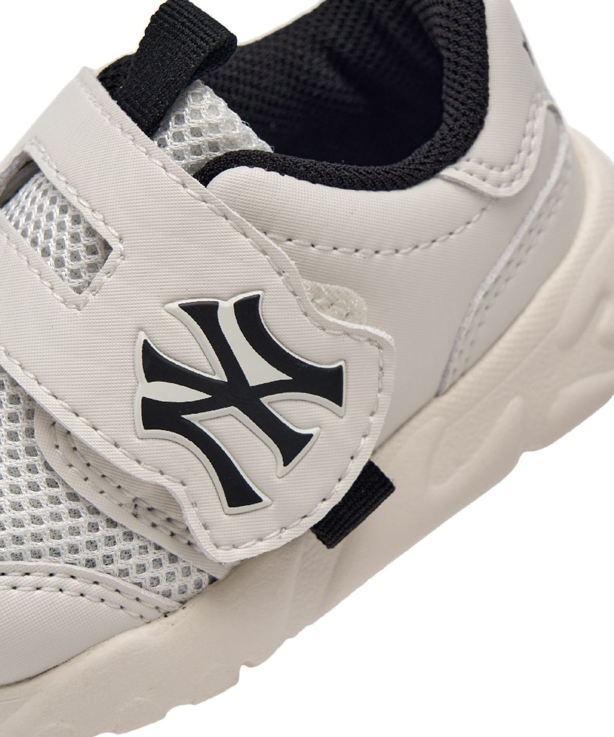 엠엘비 키즈(MLB KIDS) 빅볼청키 라이트 베이비 NY (White)