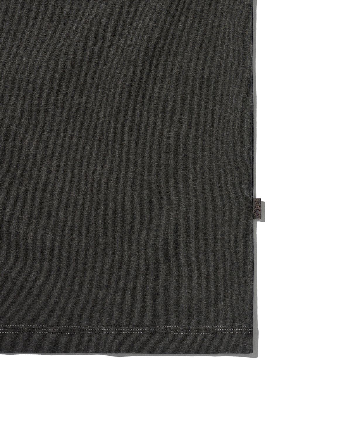 에이카화이트(AECA) EVERYDAY AECA CLOVER HALF SLEEVE TEE-WASHED CHARCOAL