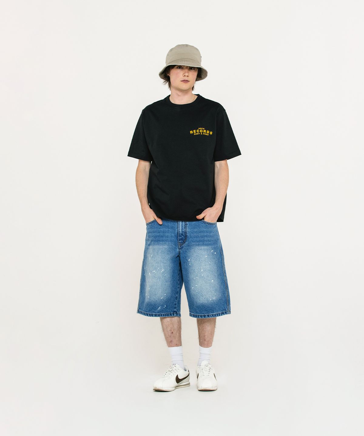 에이카화이트(AECA) AECA RECORD SHOP HALF SLEEVE TEE-BLACK