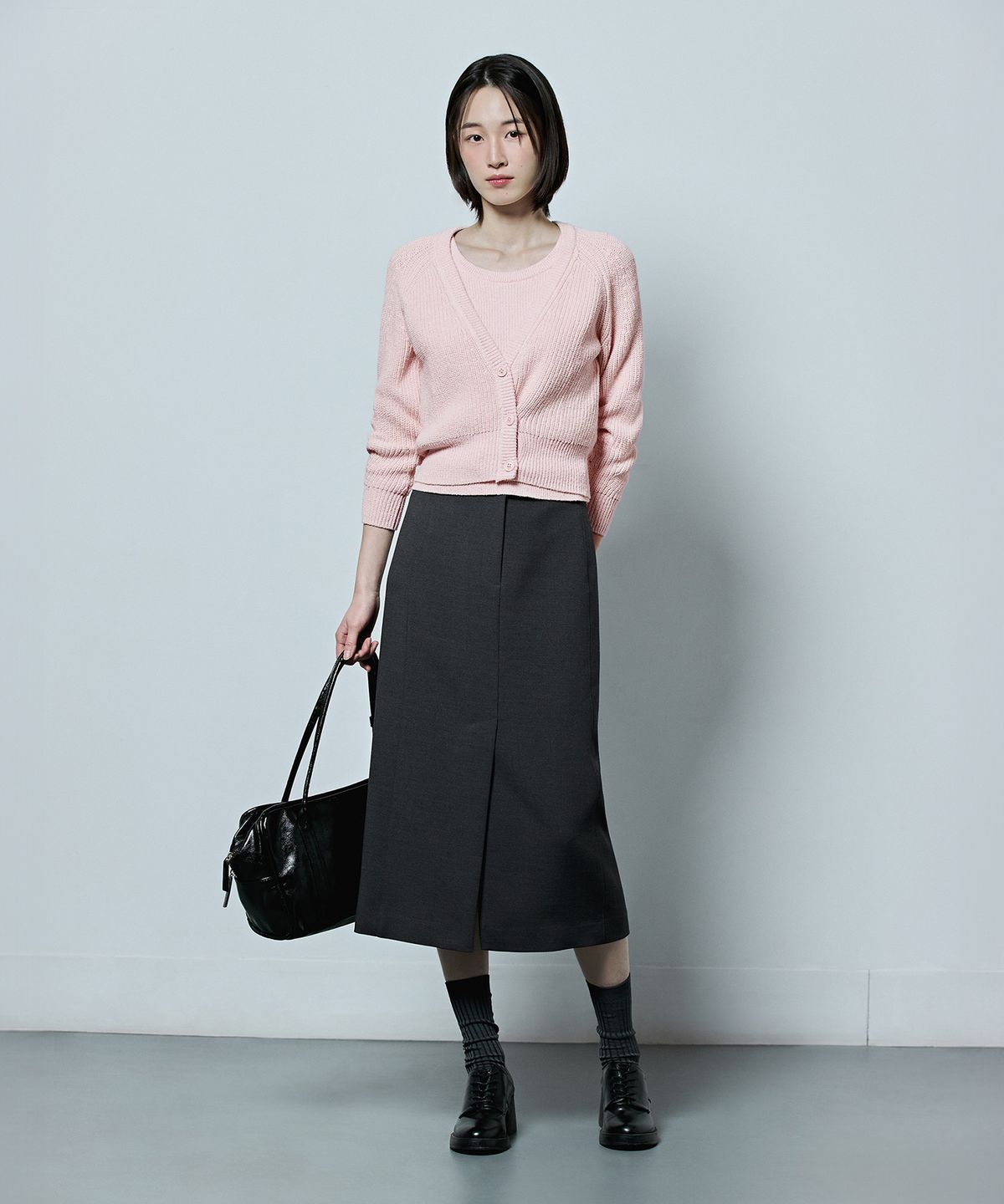 마인드브릿지 우먼(MIND BRIDGE WOMEN) [COUTURE]H라인 벨티드 슬릿 스커트 - 2color