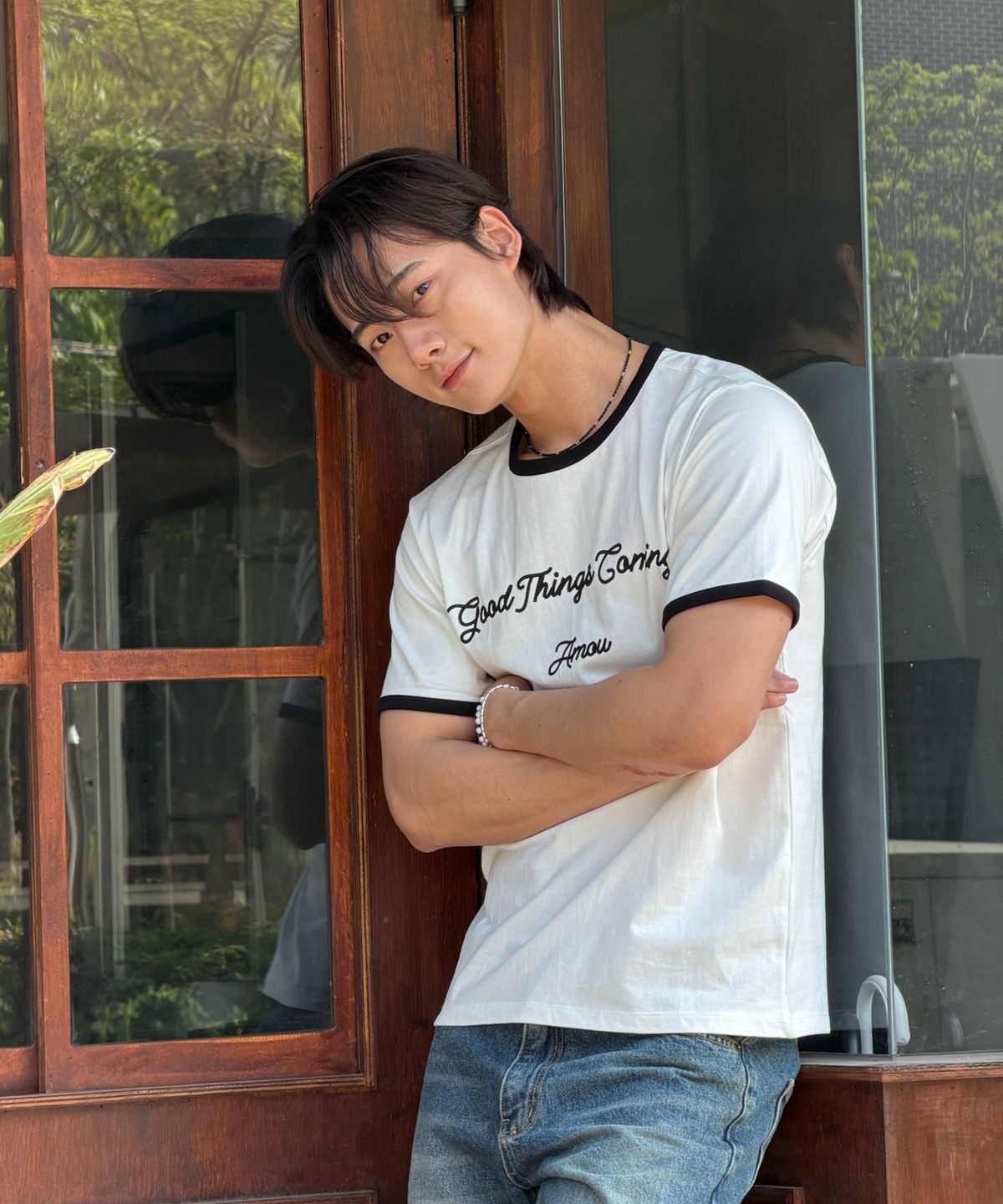 아모우(AMOU) Good things coming arch logo ringer half T-shirts white