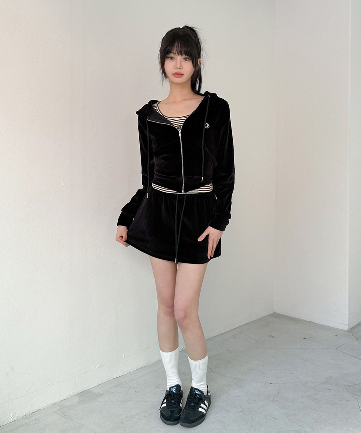 セットアップ MUAHMUAH SET VELOUR TRAINING HOODZIPUP SKIRT UP MUSINSA | MUAHMUAH [SET] Velour Training Hooded Skirt Set [4