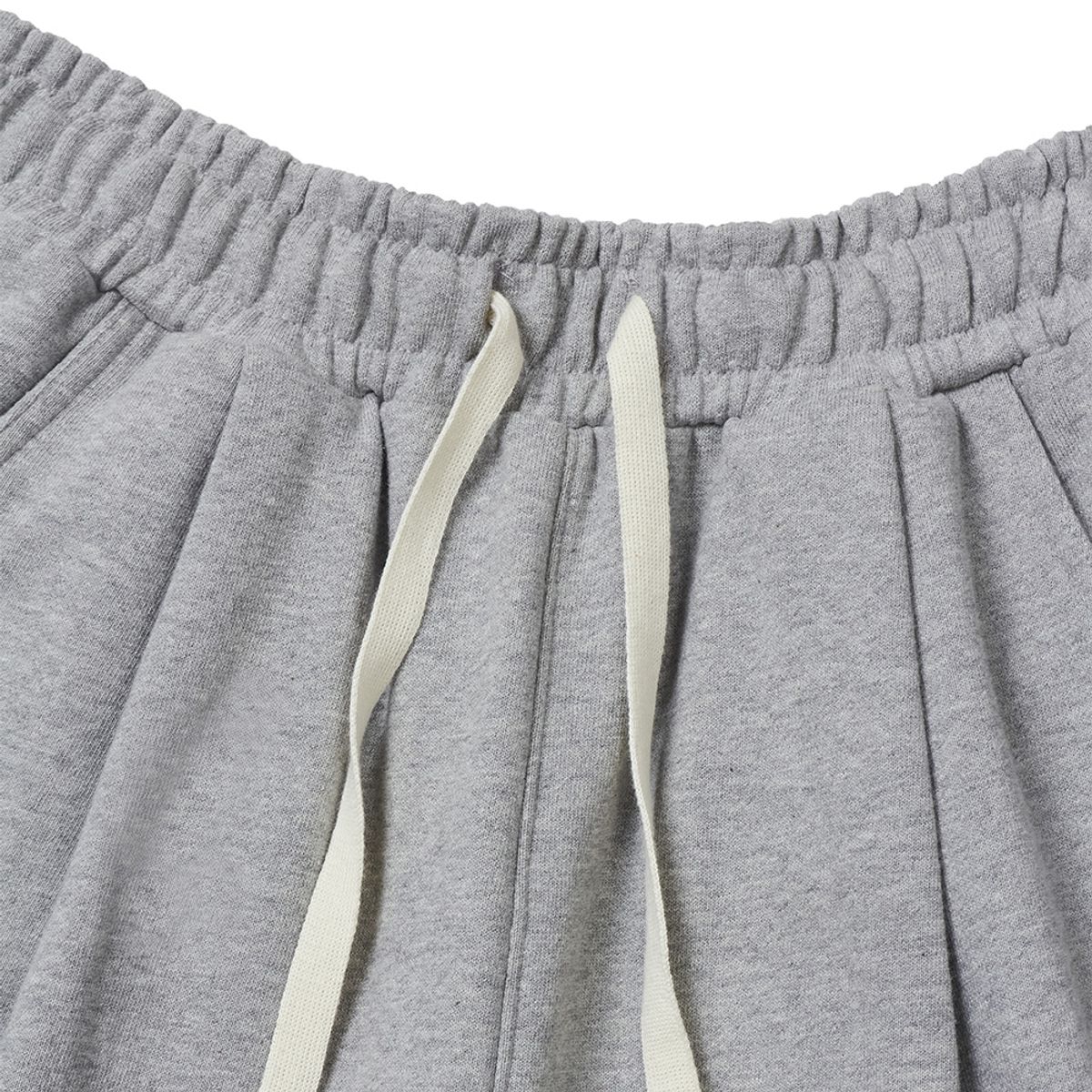 아모우(AMOU) One tuck sweat bemudapants 2color