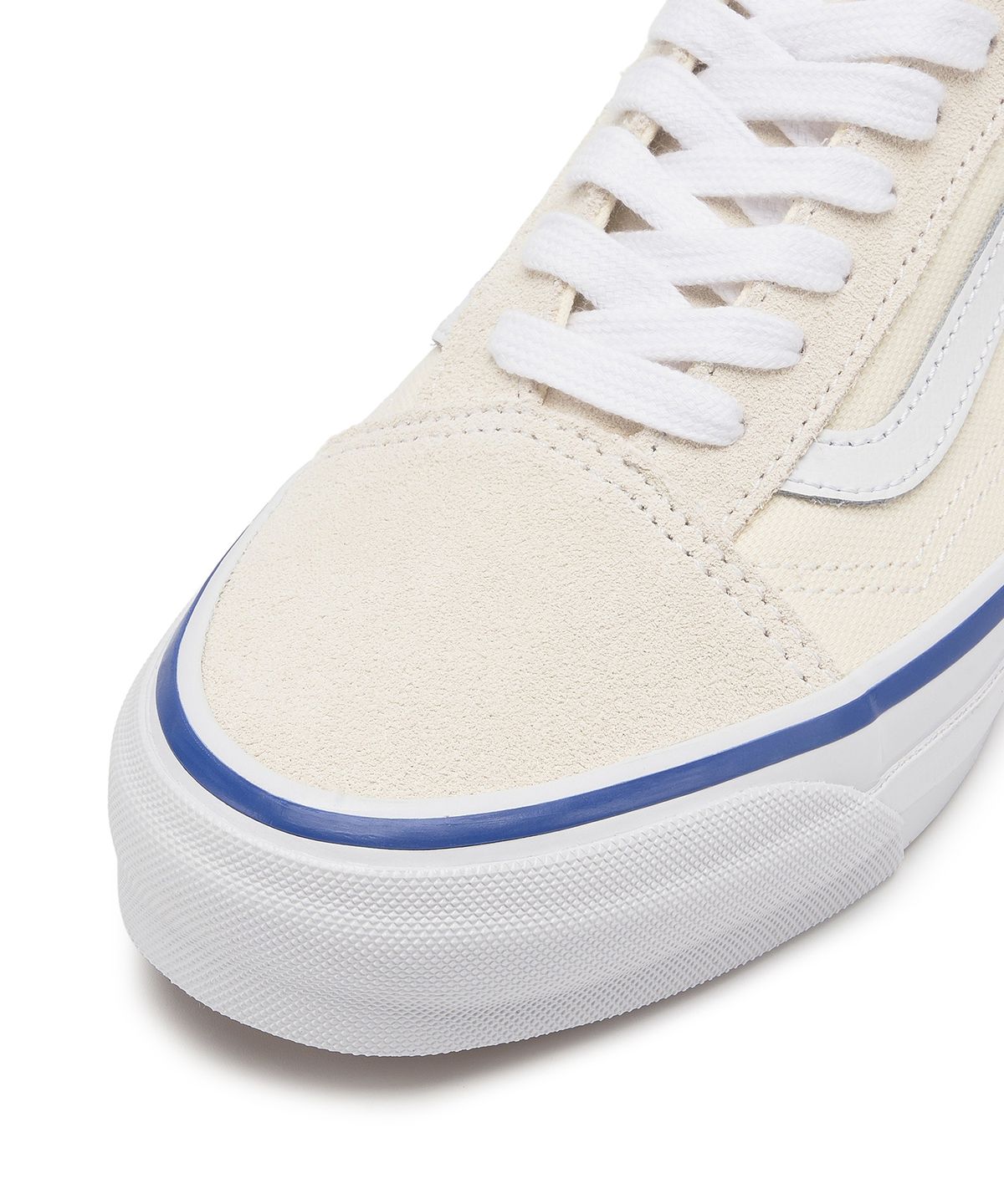 반스(VANS) 프리미엄 올드스쿨 LX - 오프 화이트 / VN000CNGOFW1