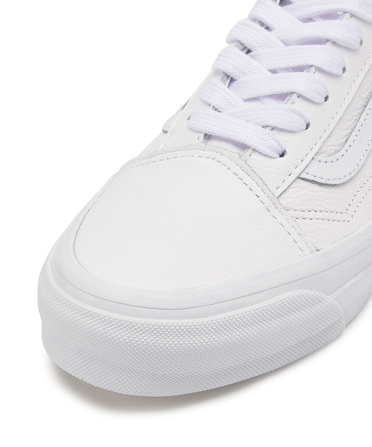 반스(VANS) 프리미엄 올드스쿨 LX - (레더) 화이트 / VN000CQDWWW1