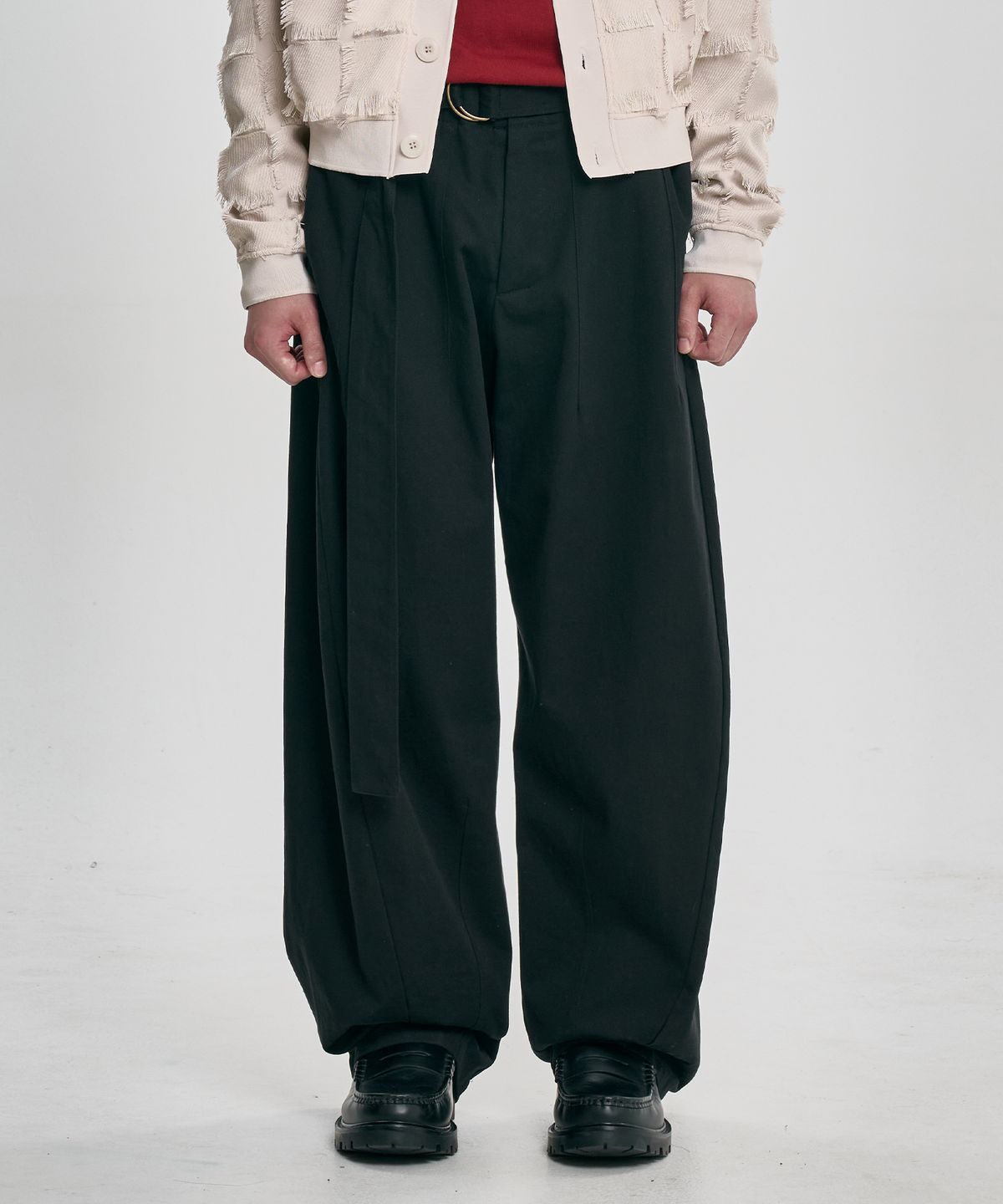아조바이아조(AJOBYAJO) 3D Curved Pants [BLACK]