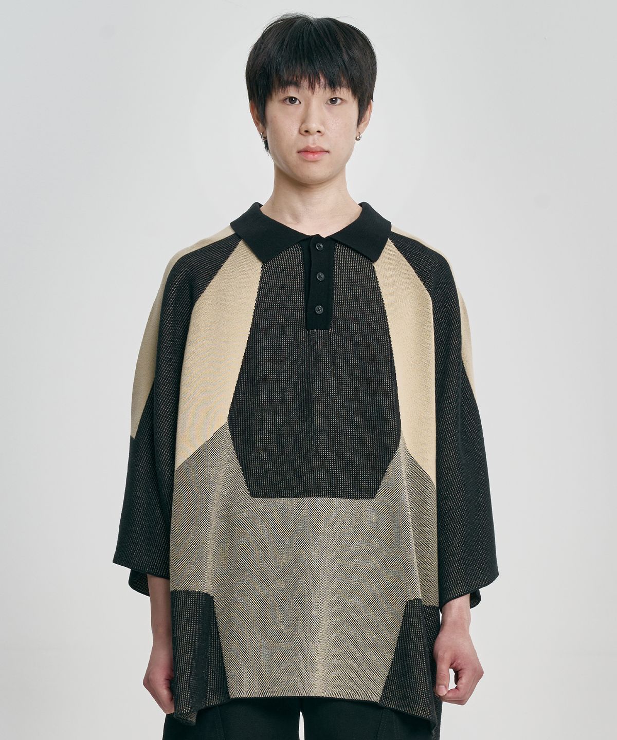 아조바이아조(AJOBYAJO) Paneled Two-Tone Polo Shirt [BEIGE]