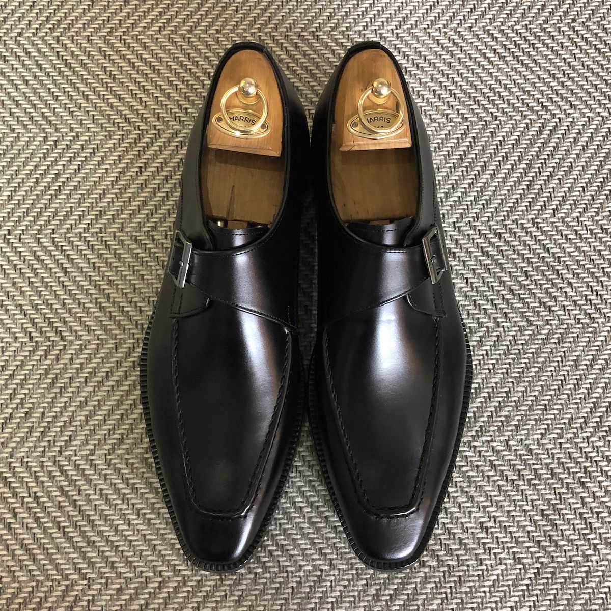 조앤슈(JOENSHOE) 놉 베이커 원몽크 블랙fg