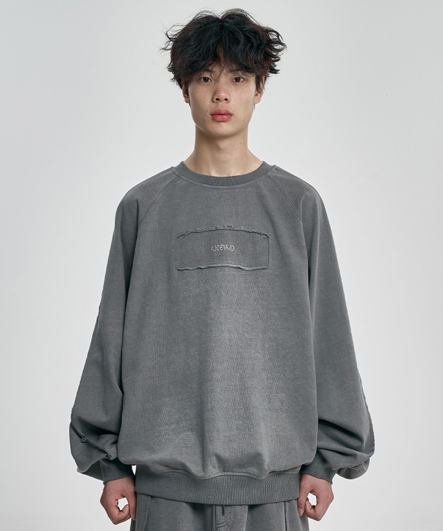 MUSINSA | AJOBYAJO [SET] Raw Edge Batwing Set-Up [CHARCOAL]