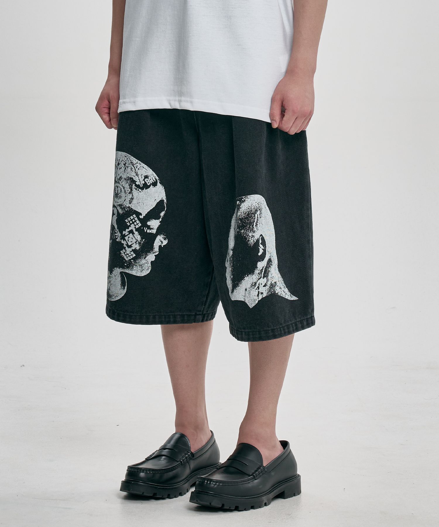 MUSINSA | AJOBYAJO DHM MUIL Washed Denim Bermuda Shorts [BLACK]