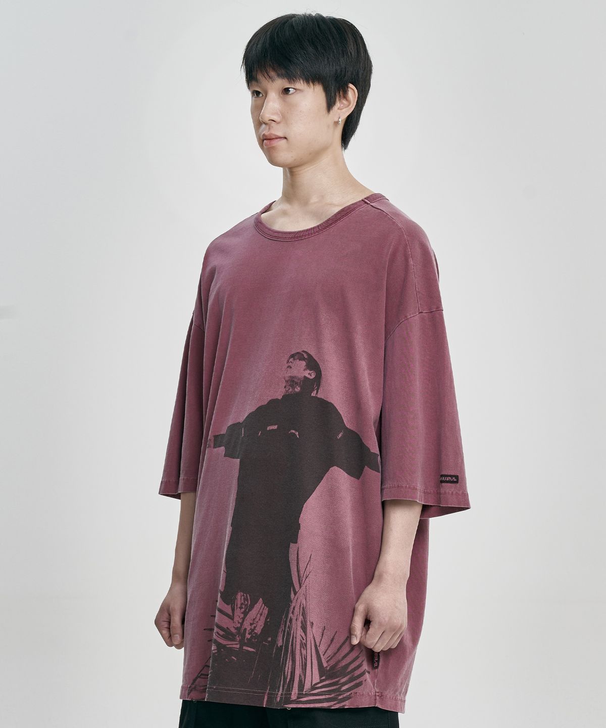 아조바이아조(AJOBYAJO) Pseudo Redemption T-Shirt [PINK]