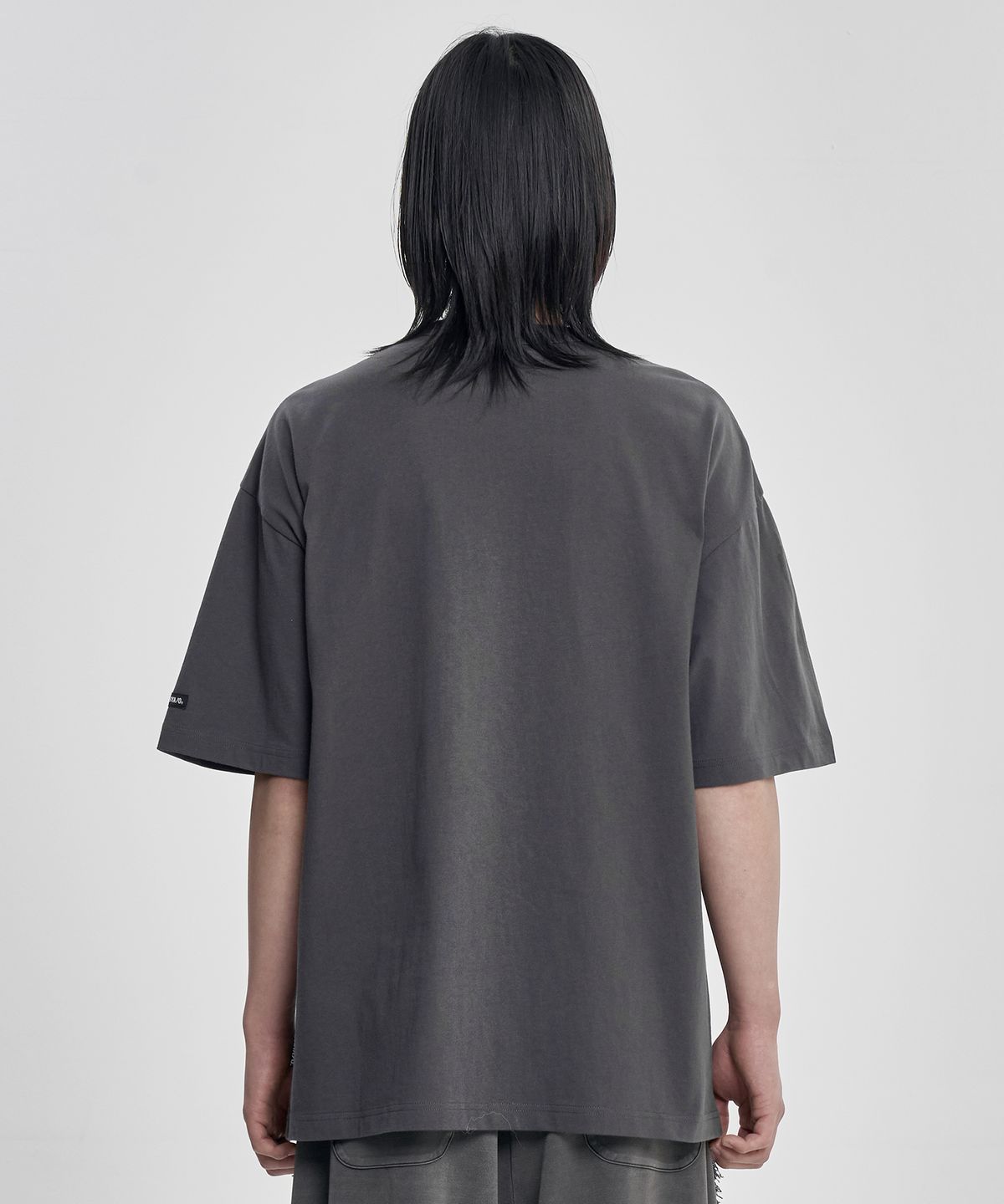 아조바이아조(AJOBYAJO) S=D Layered T-Shirt [CHARCOAL]