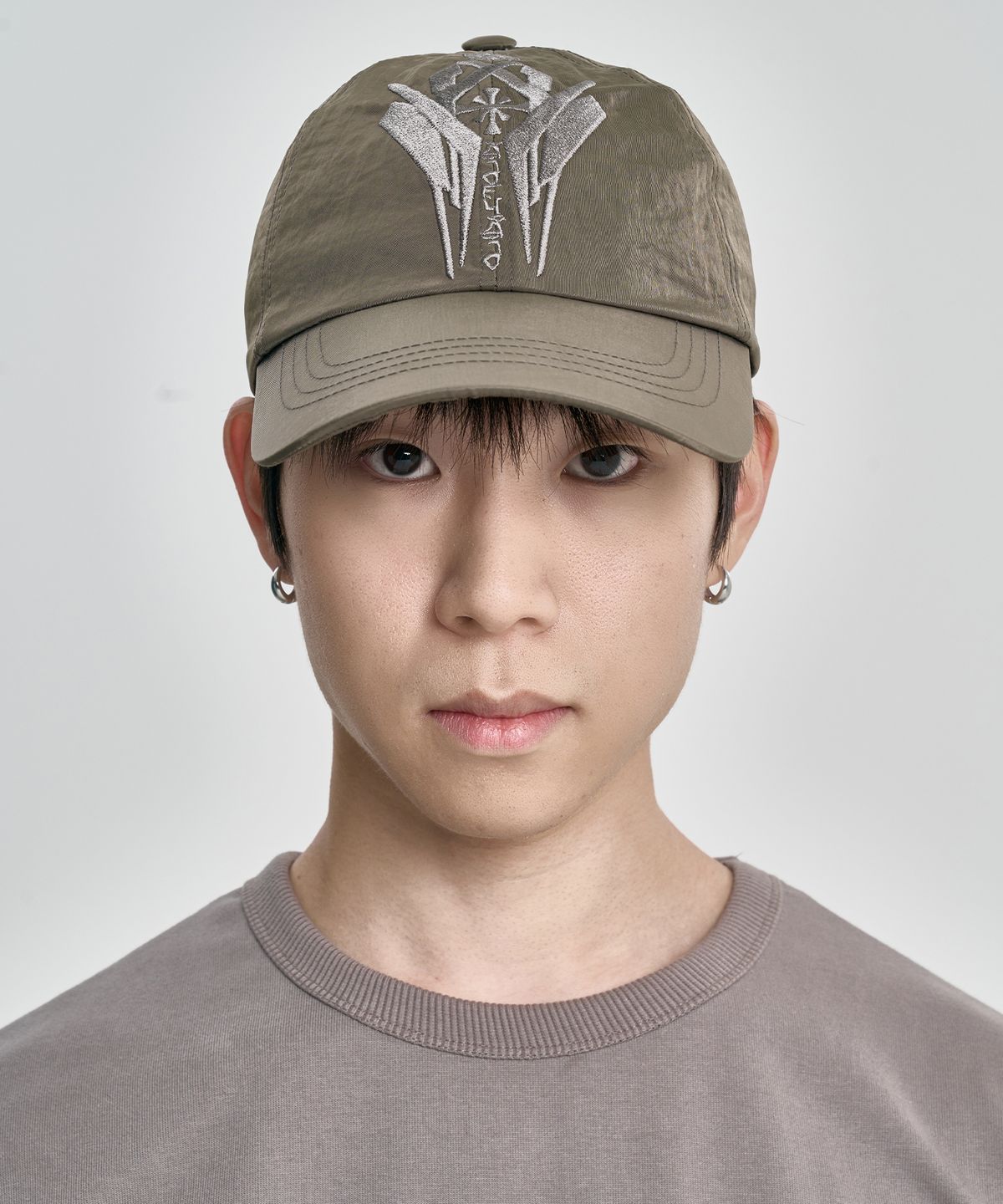 아조바이아조(AJOBYAJO) Cross Symbol Nylon Cap [BROWN]