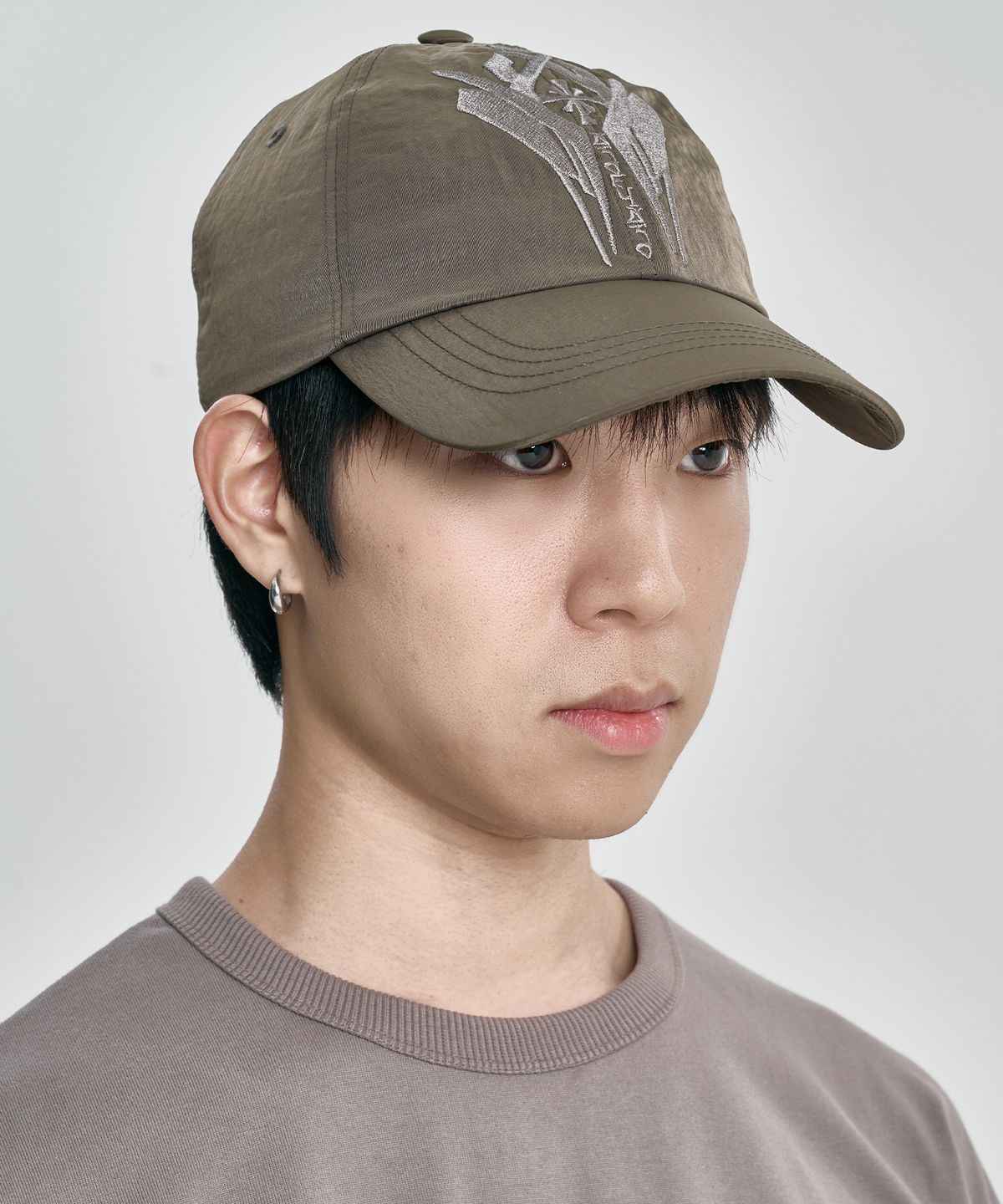 아조바이아조(AJOBYAJO) Cross Symbol Nylon Cap [BROWN]