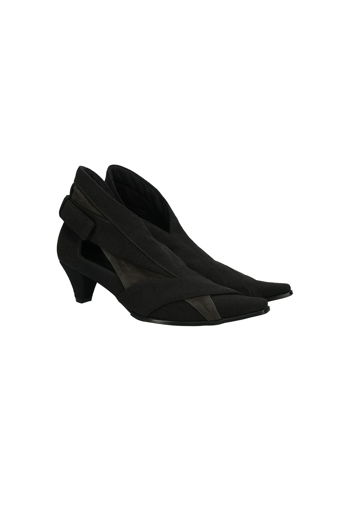포트리스(4TRESS) PADDED LAYERING PUMPS 01 BLACK