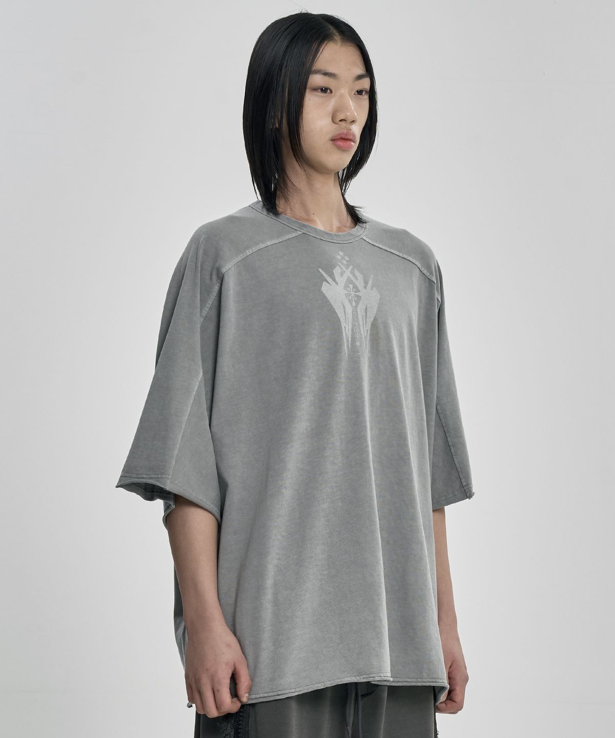 아조바이아조(AJOBYAJO) Cross Symbol Washed Raglan T-Shirt [GREY]