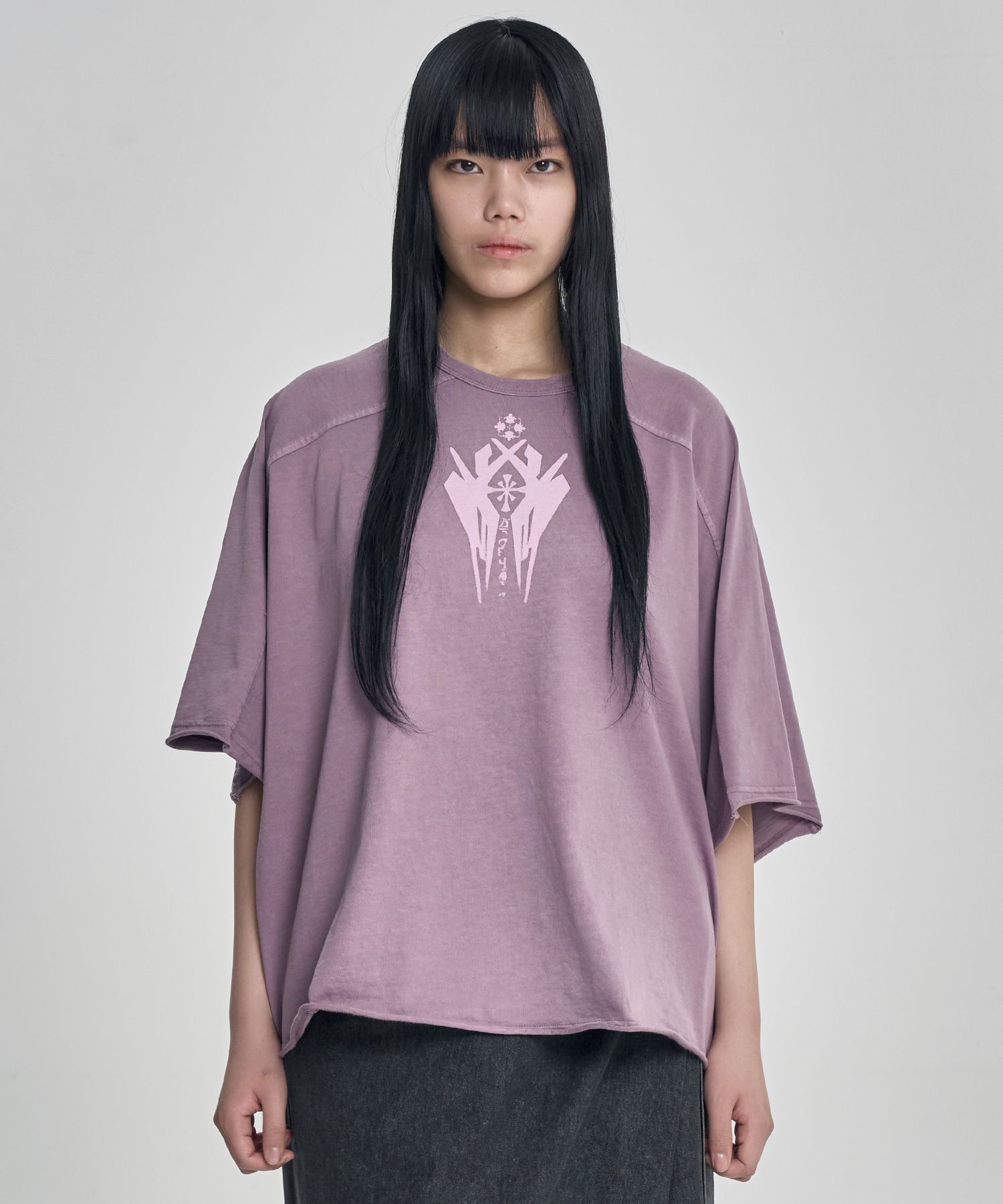MUSINSA | AJOBYAJO Cross Symbol Washed Raglan T-Shirt [PINK]