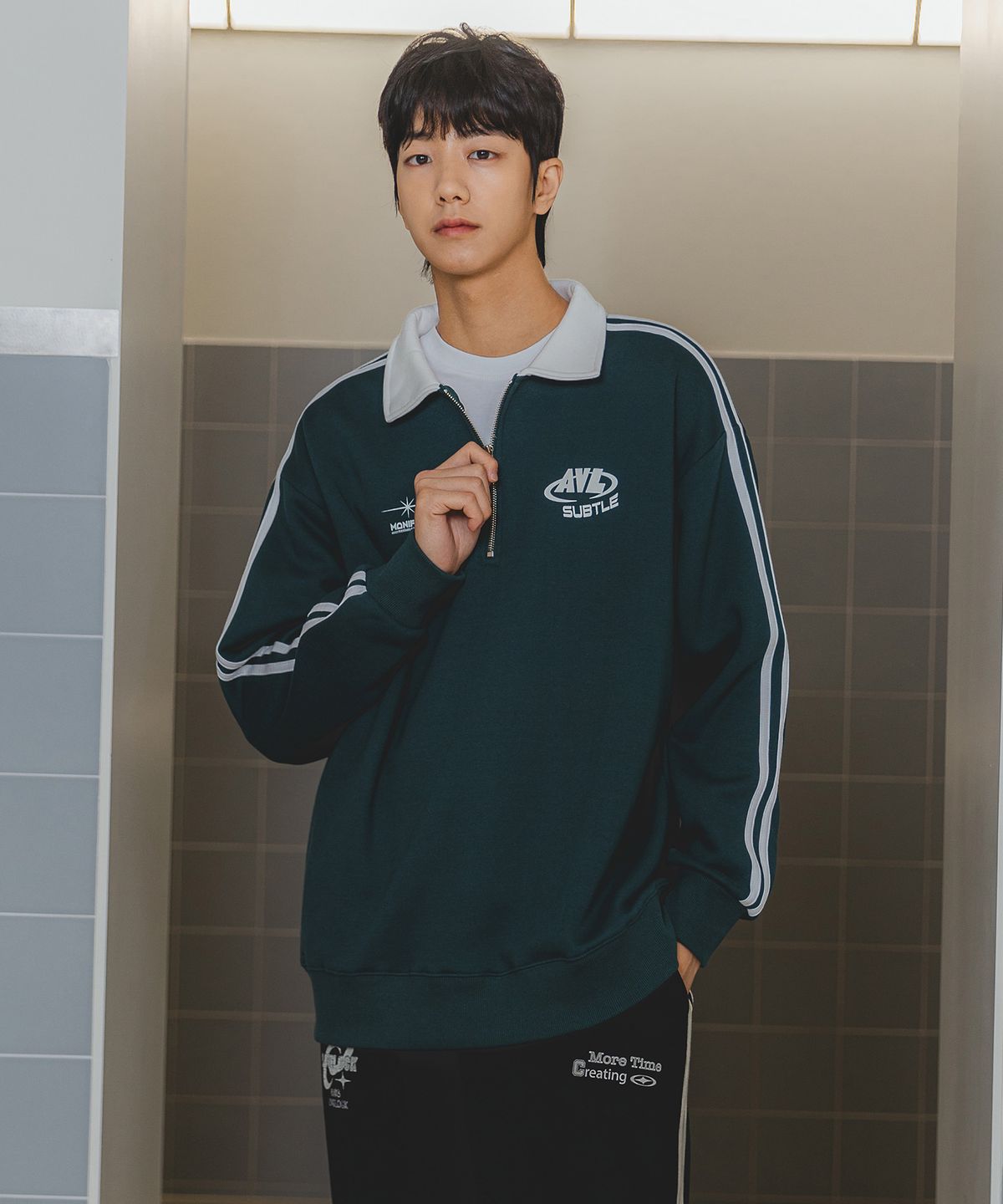 앨빈클로(ALVINCLO) AVL 트랙 카라넥 오버핏 맨투맨 MAR931 (4 COLOR)