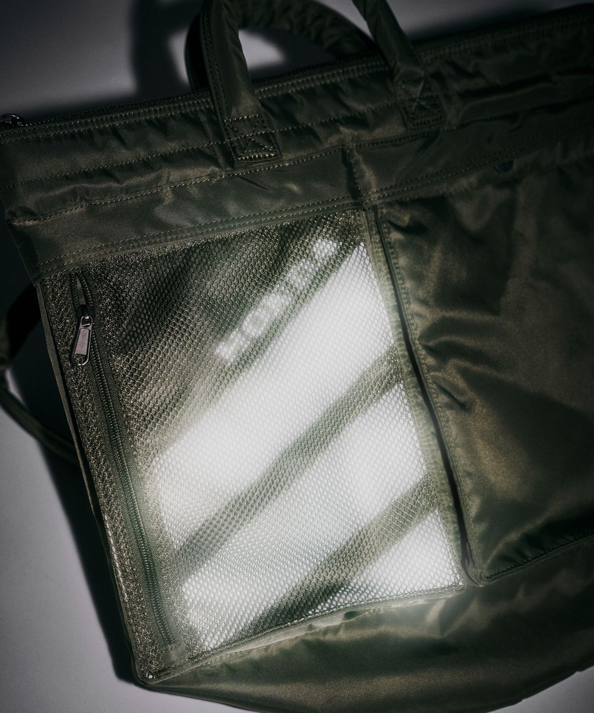 핍스 모터사이클(PHYPS MOTORCYCLE) [2-WAY] Honda Multi Pocket Helmet Bag_Khaki